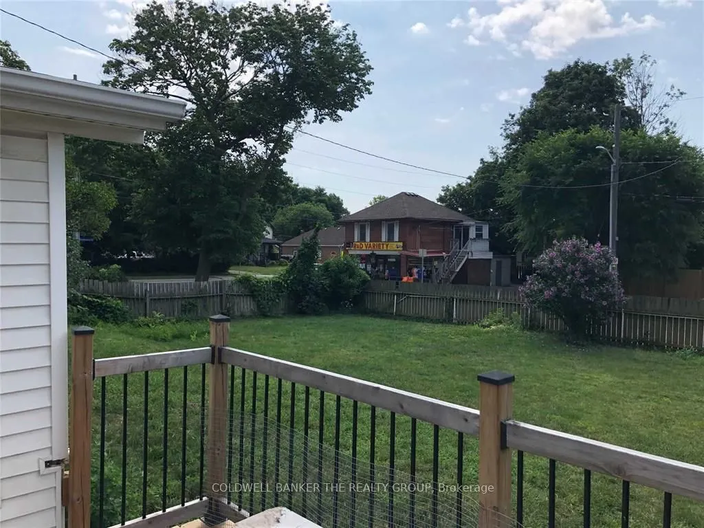 6133 Drummond Drive