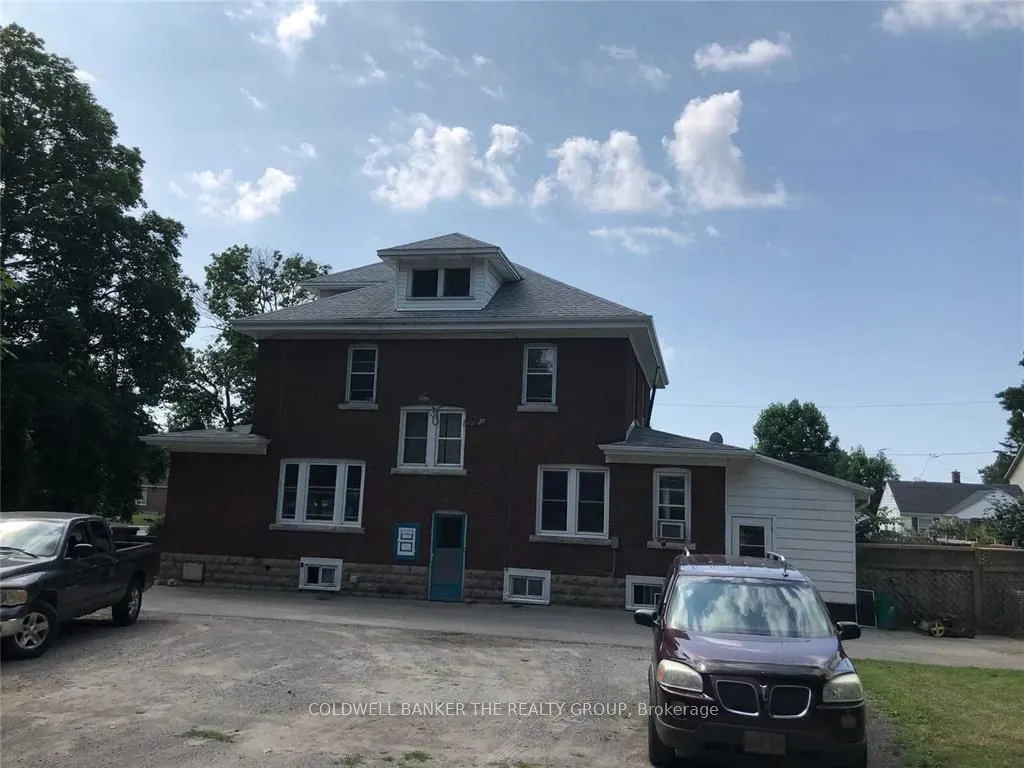 6133 Drummond Drive