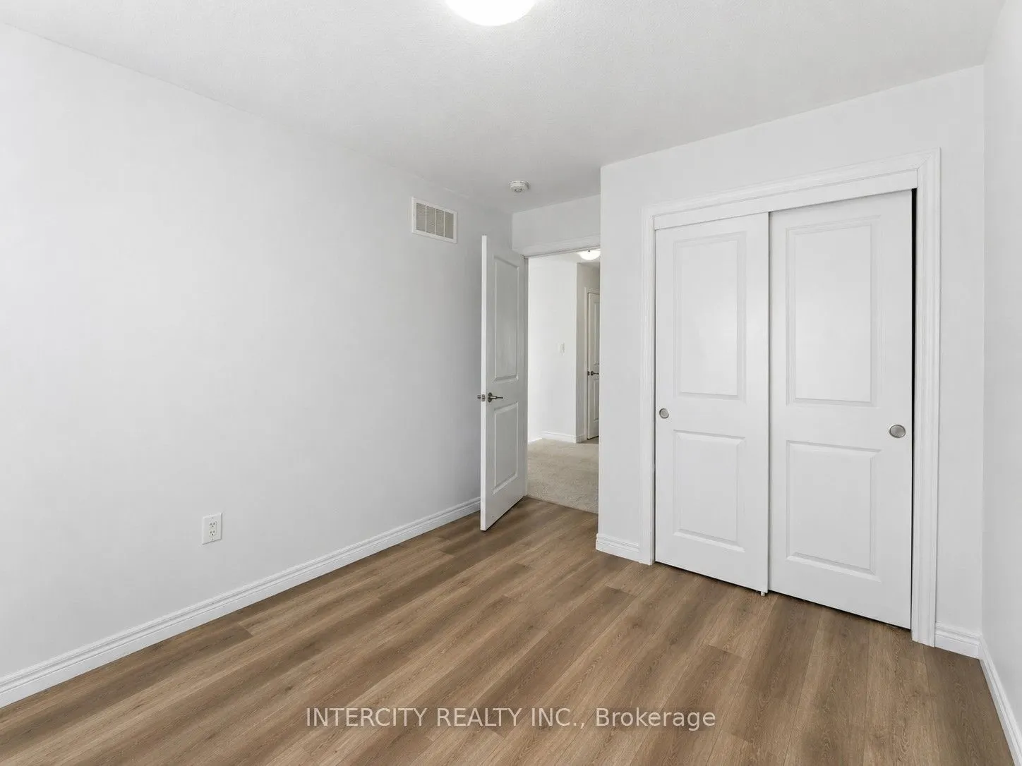 1 Pelican Lane