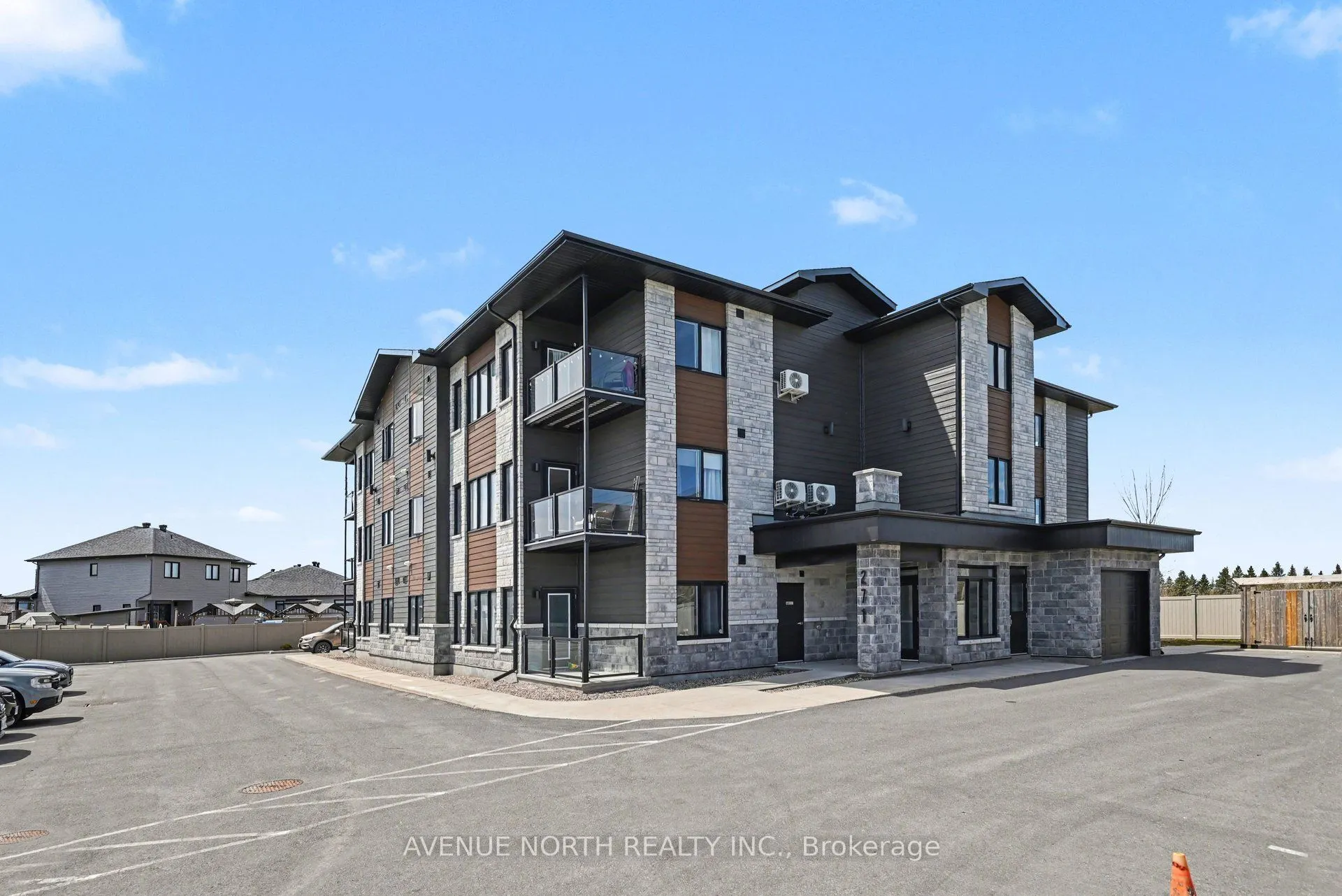 271 Belfort Street #102