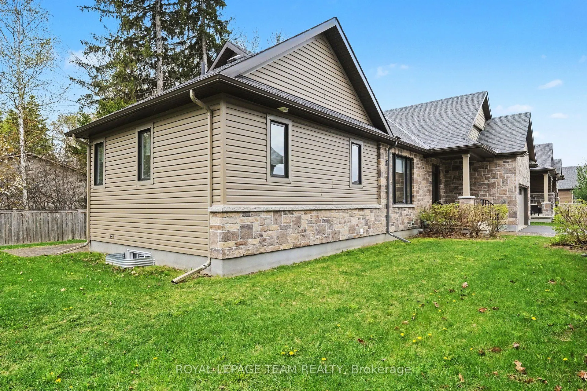 62 Magnolia Way