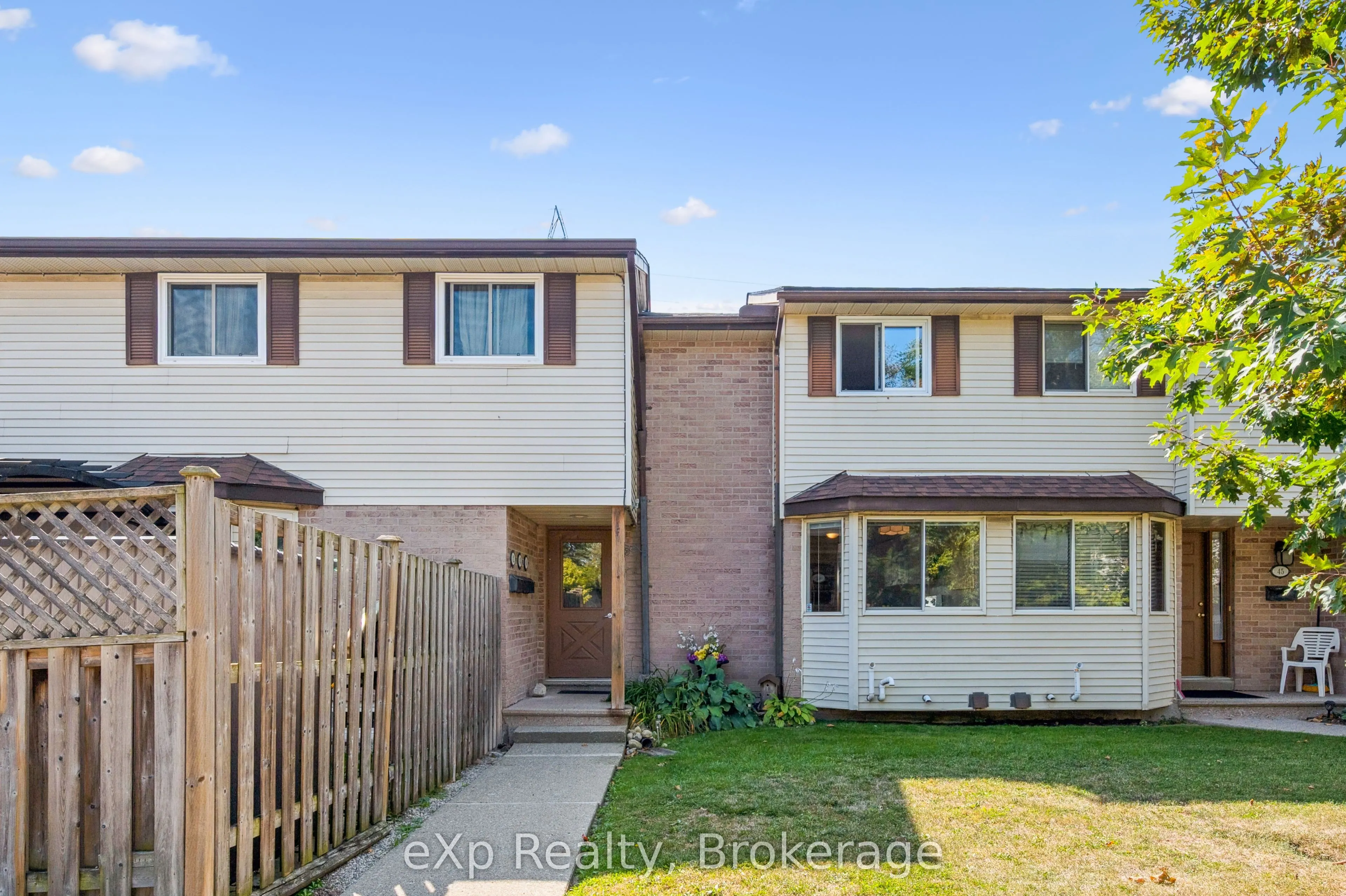 40 Silvercreek Parkway N #44