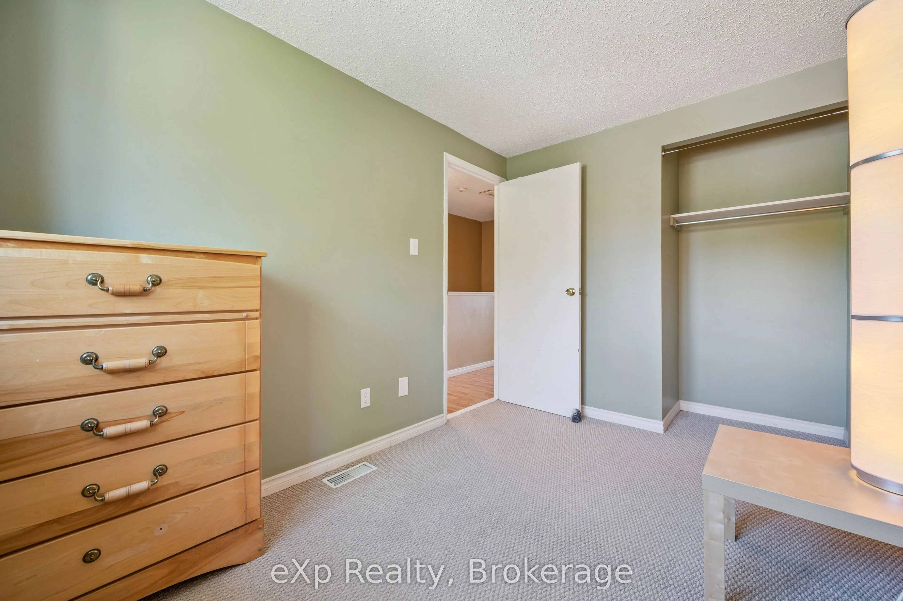 40 Silvercreek Parkway N #44