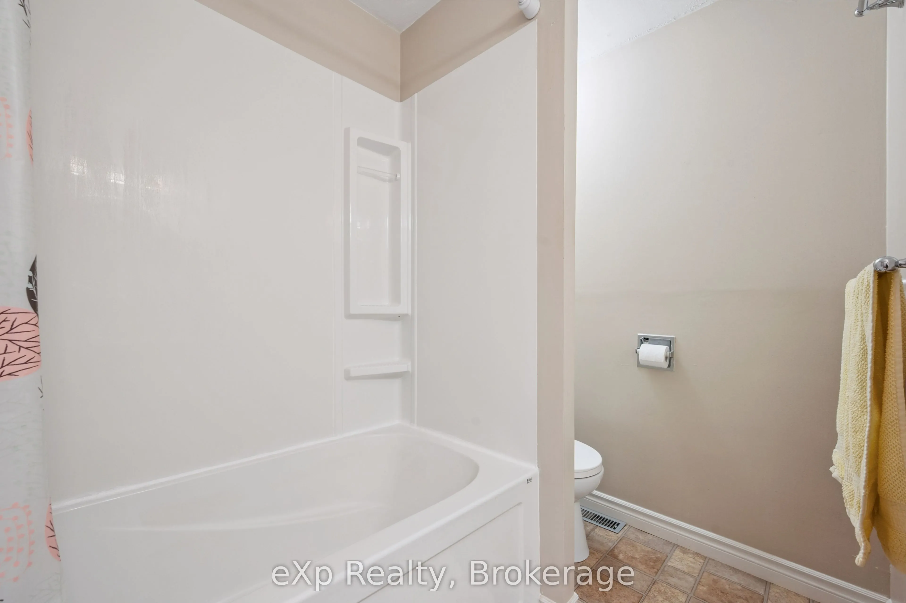 40 Silvercreek Parkway N #44