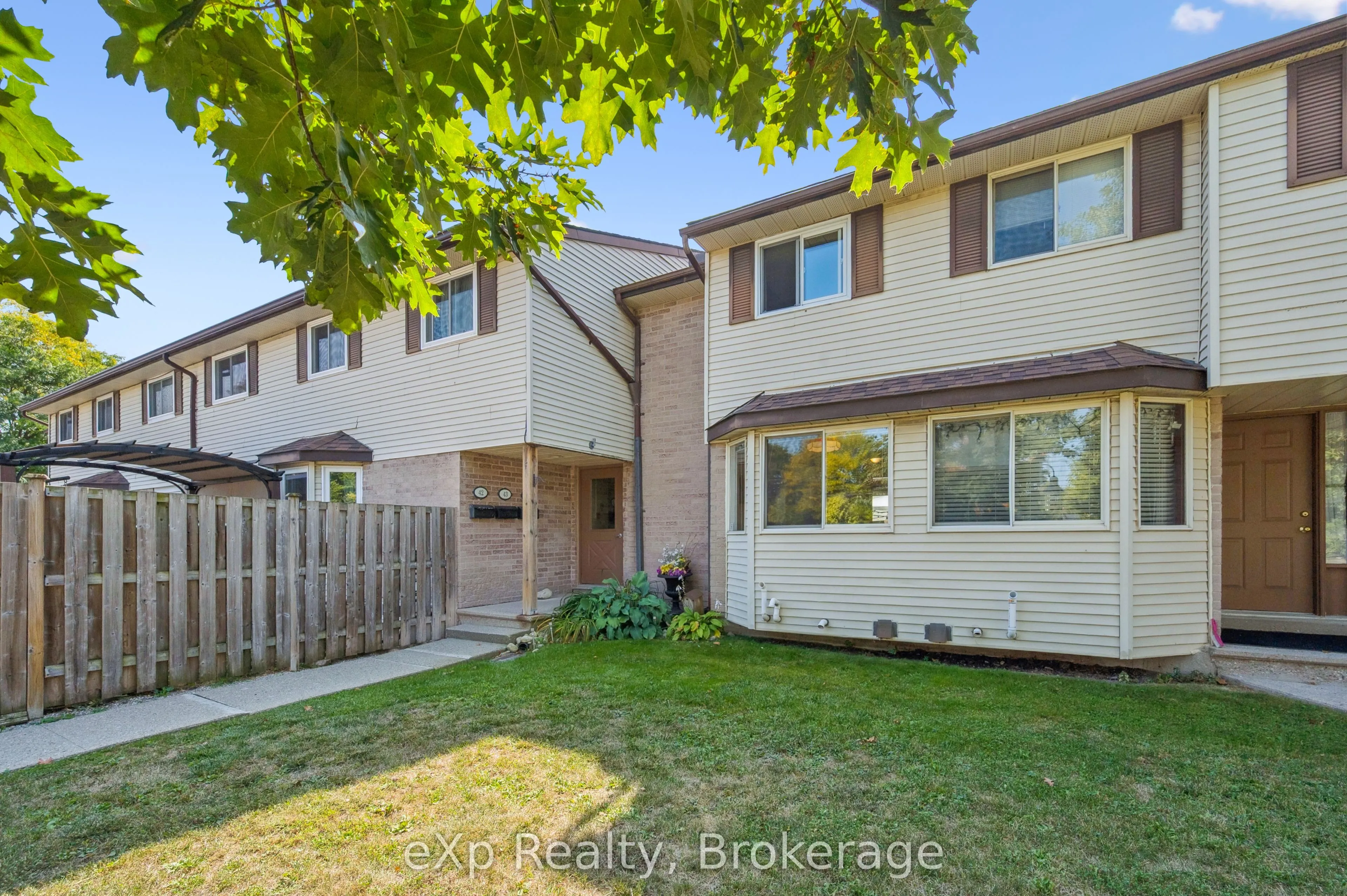 40 Silvercreek Parkway N #44