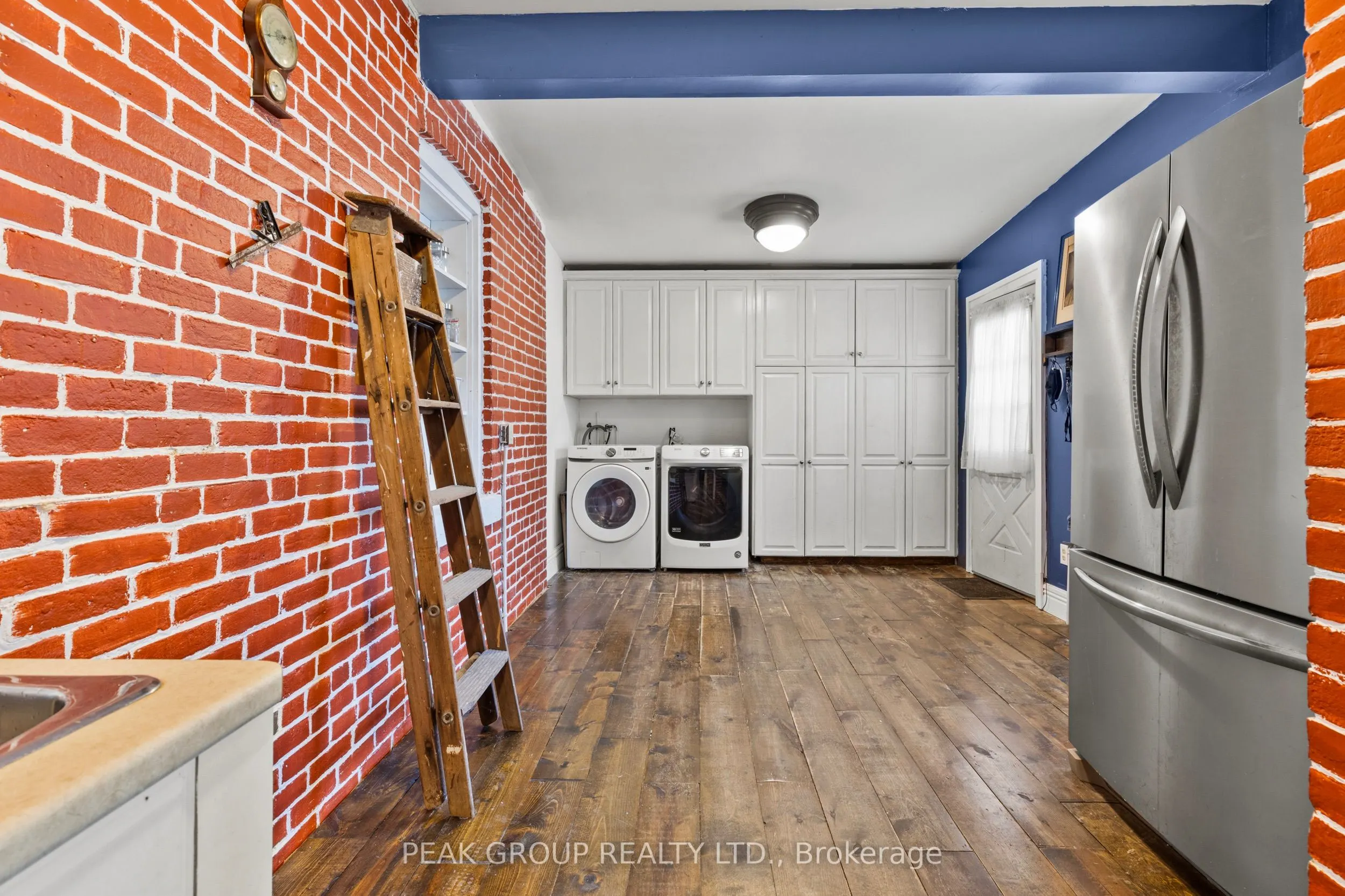 171 Killaly Street W