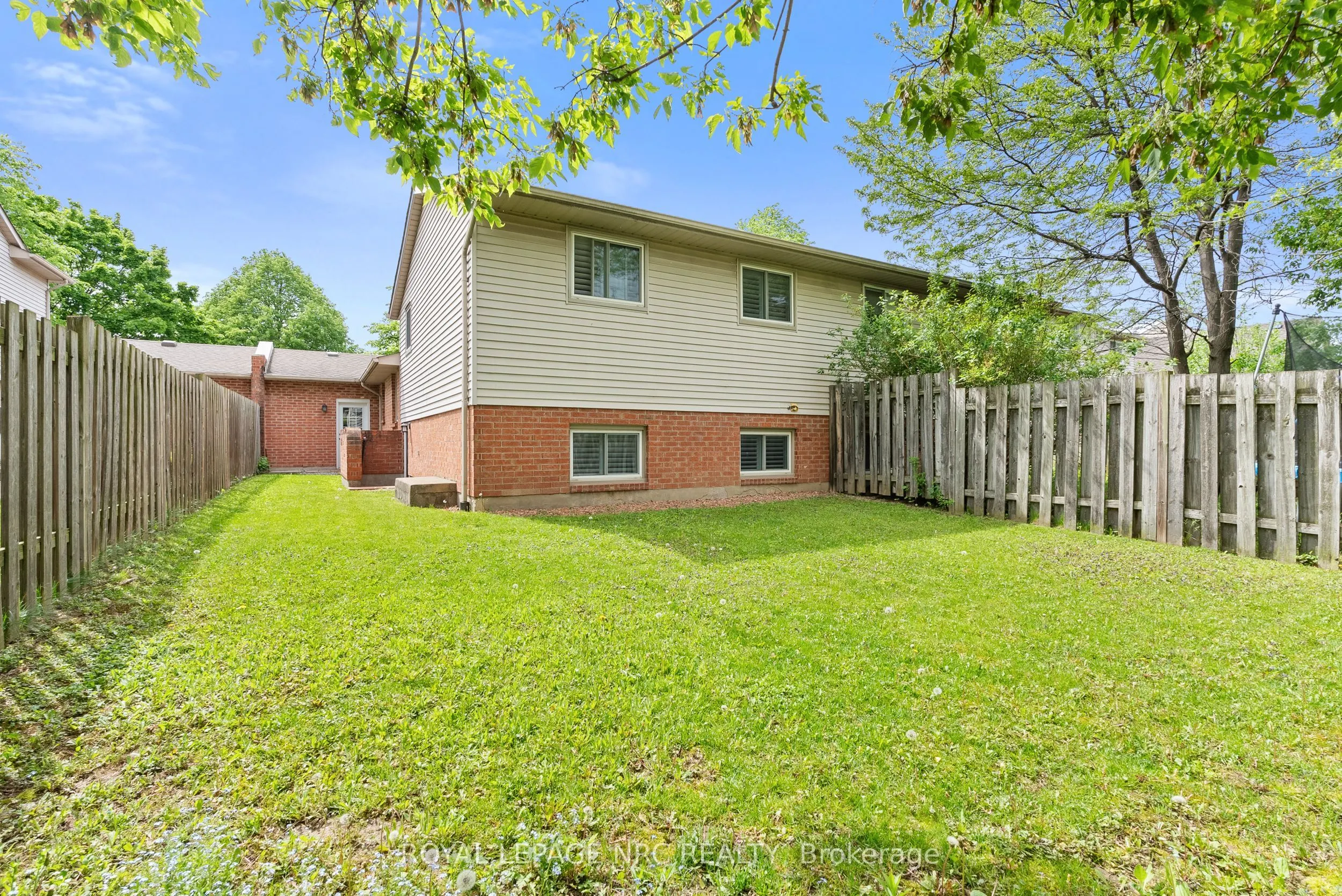 89 Stoney Brook Crescent