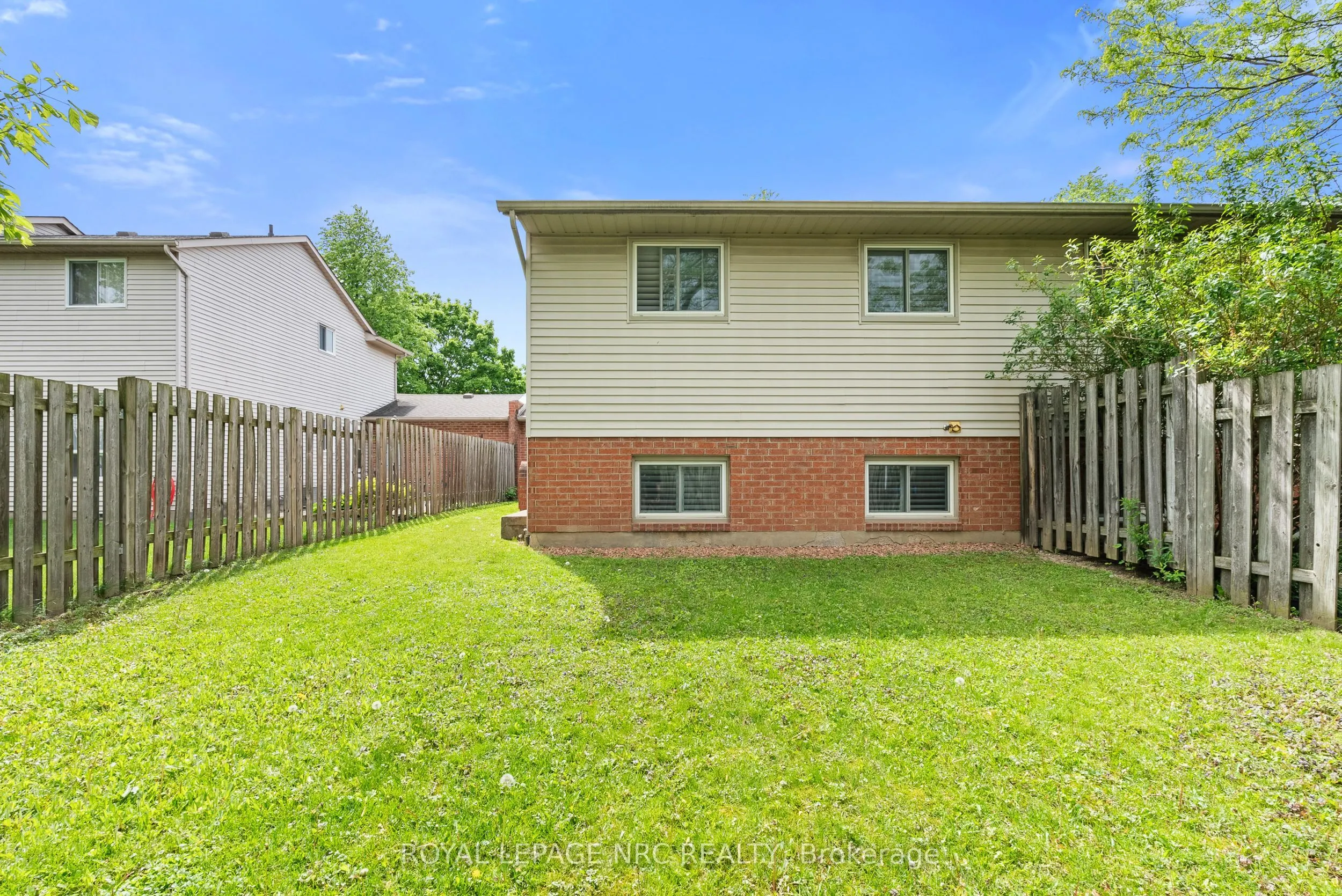 89 Stoney Brook Crescent