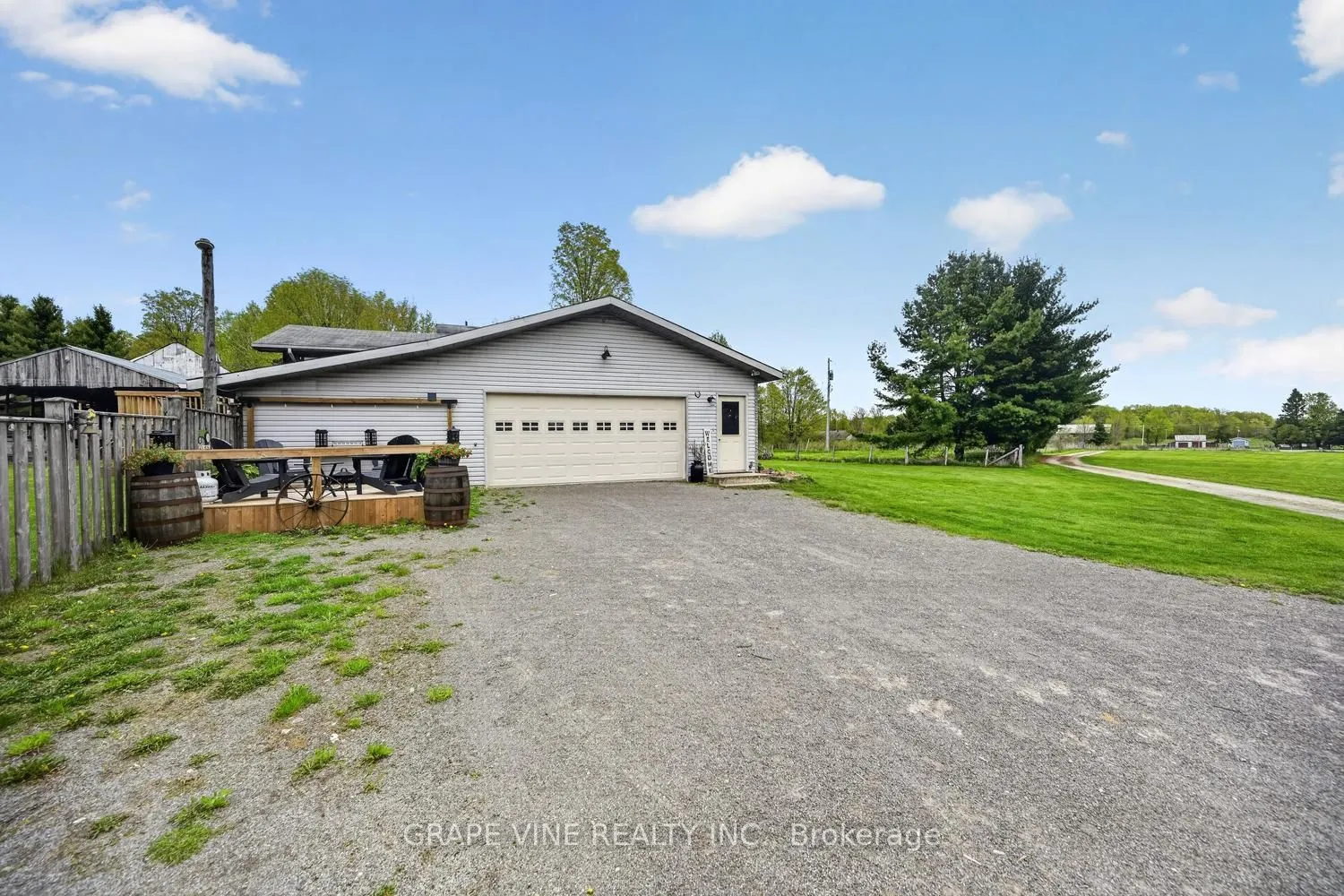 842 Port Elmsley Road