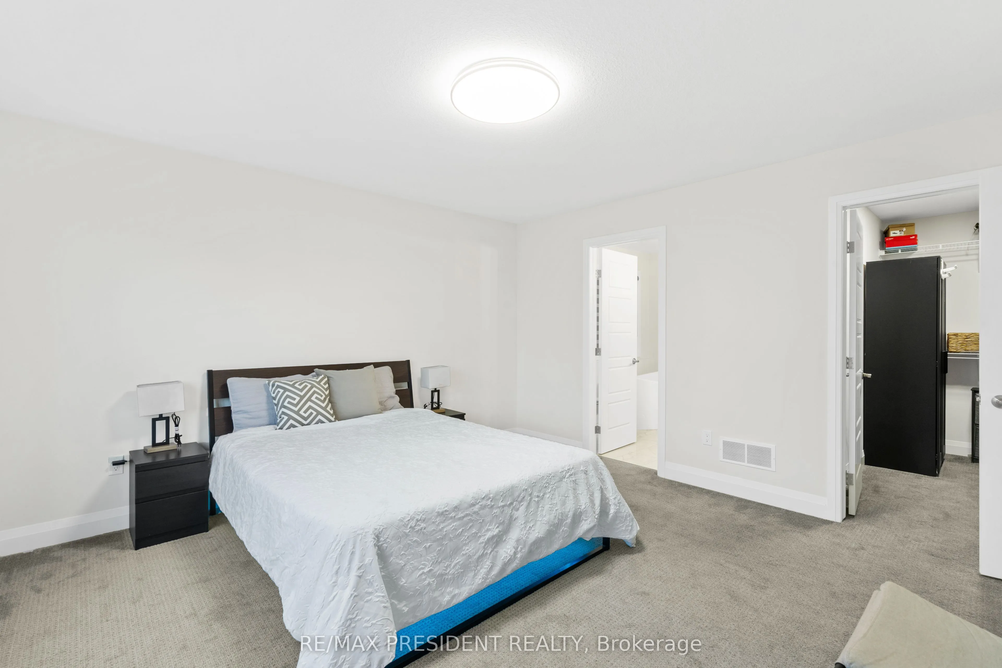191 Foxborough Place