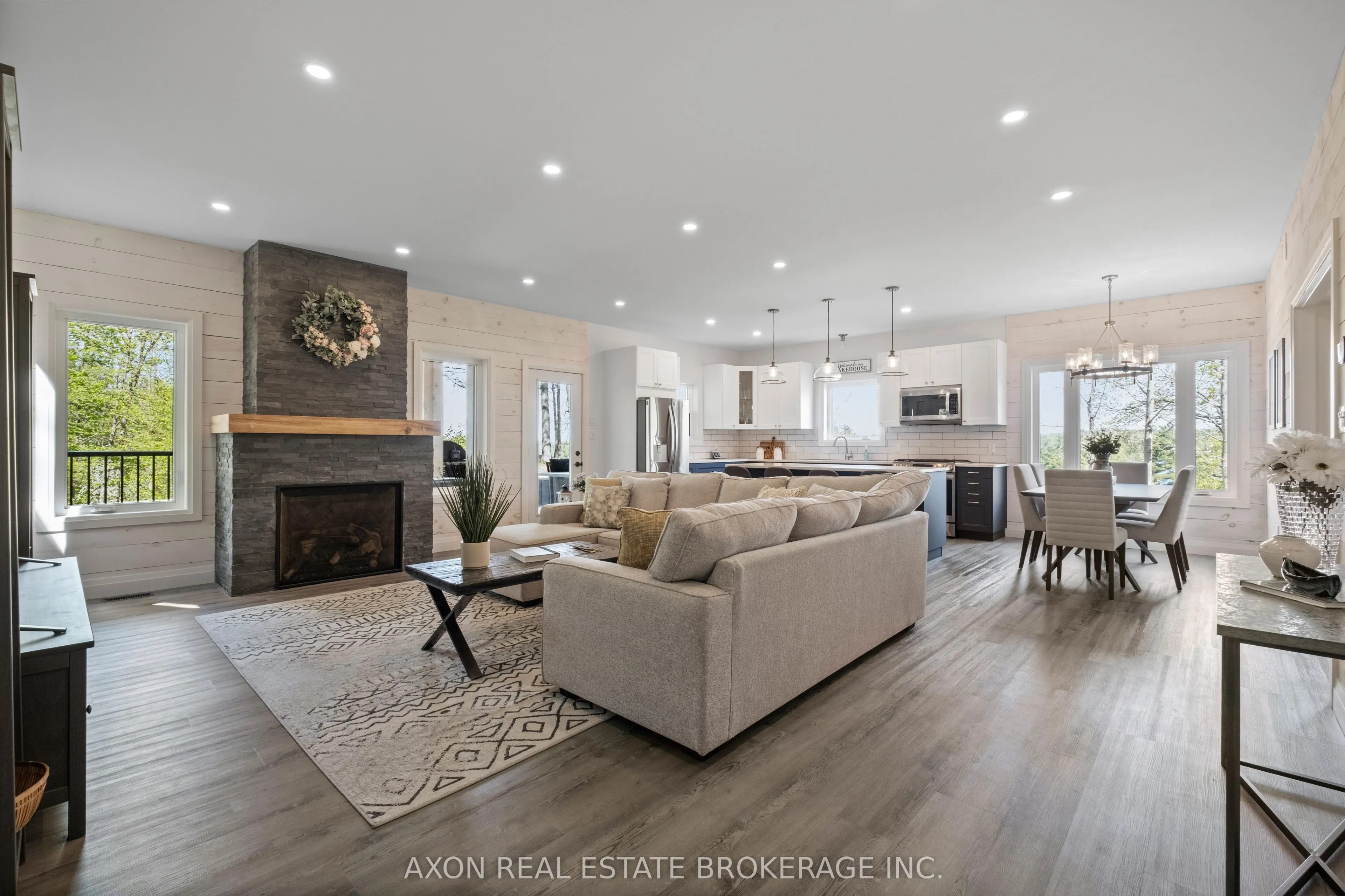 1022 Briscoe Bay Lane