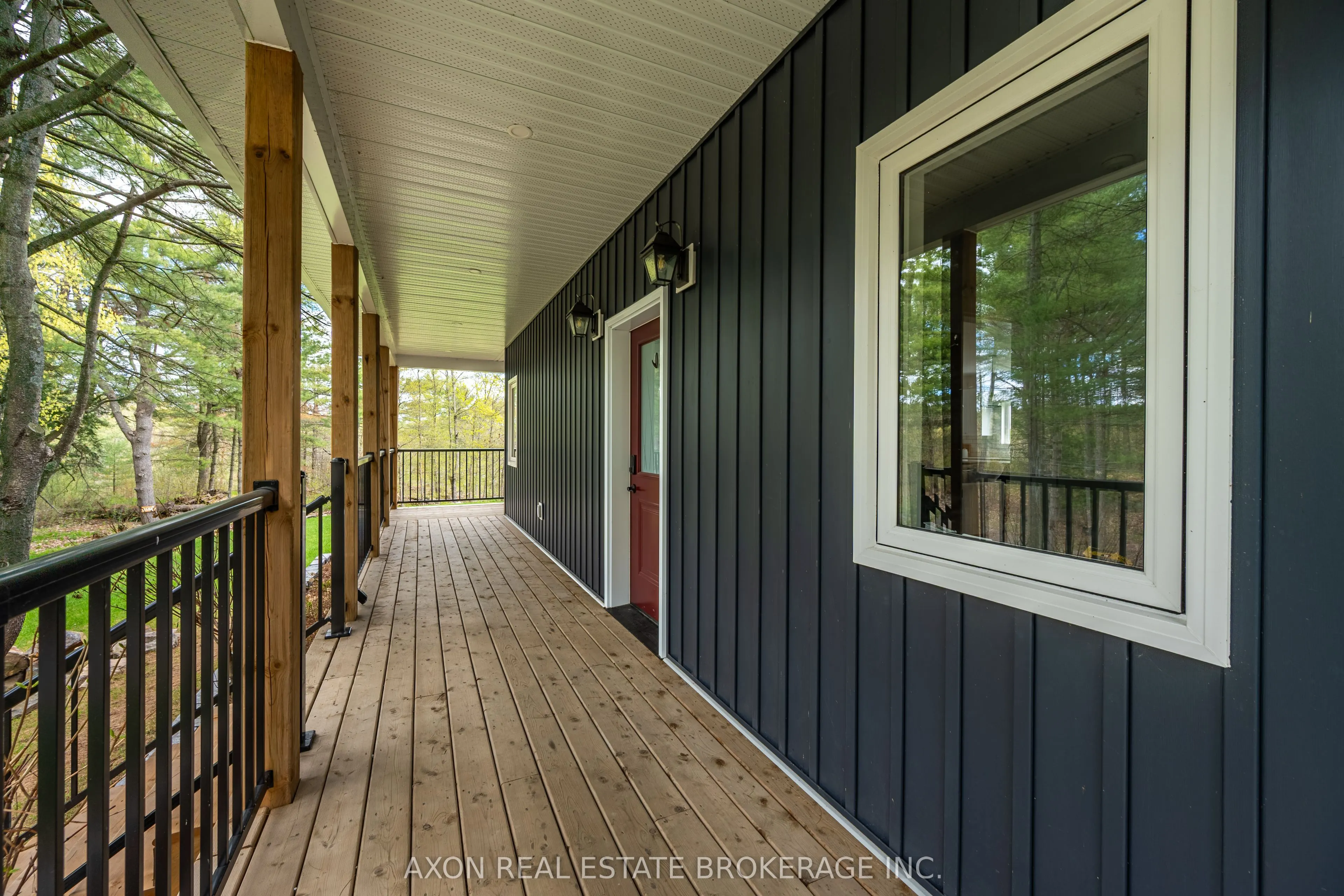 1022 Briscoe Bay Lane