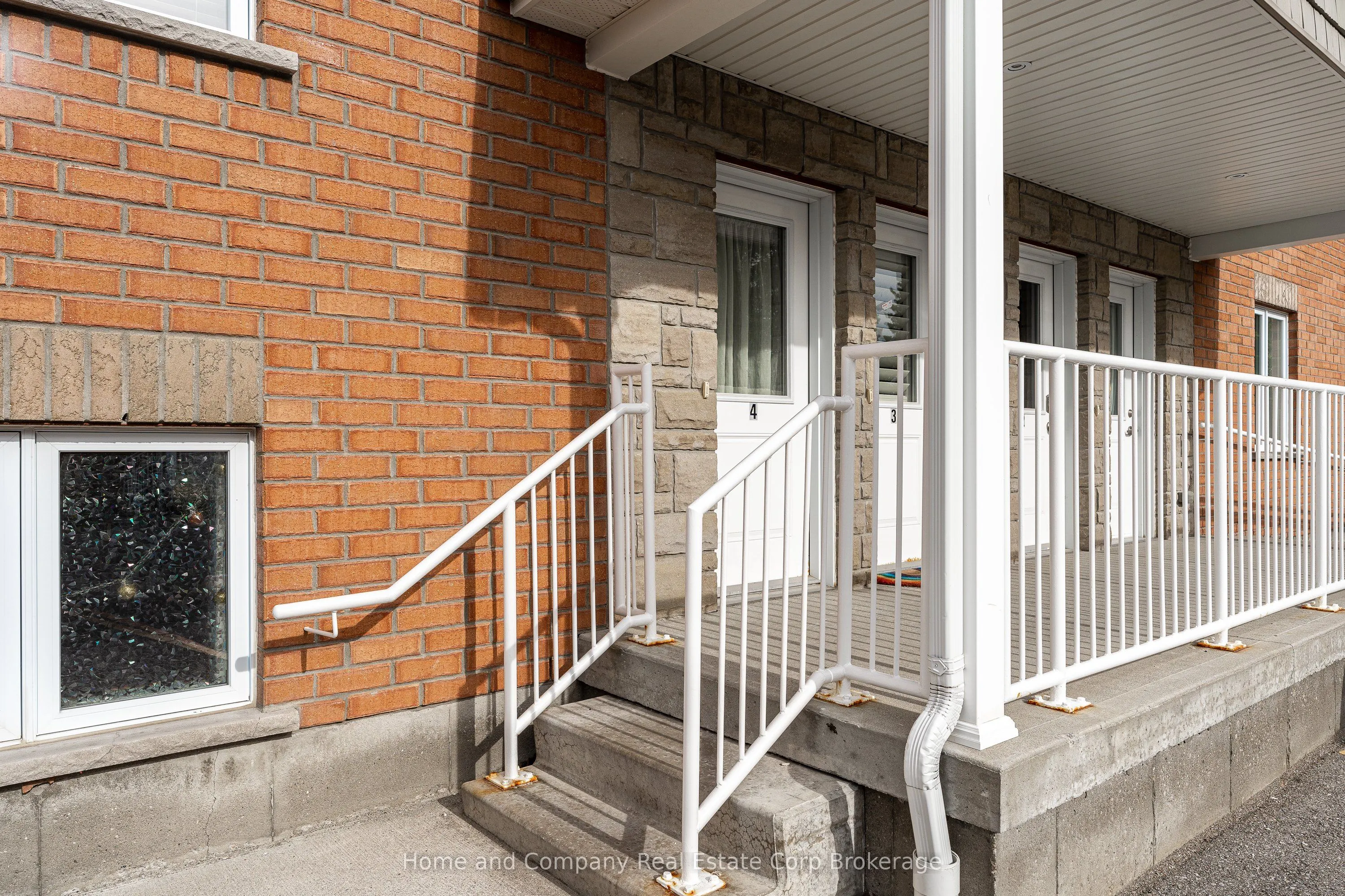 148 Borden Street #4