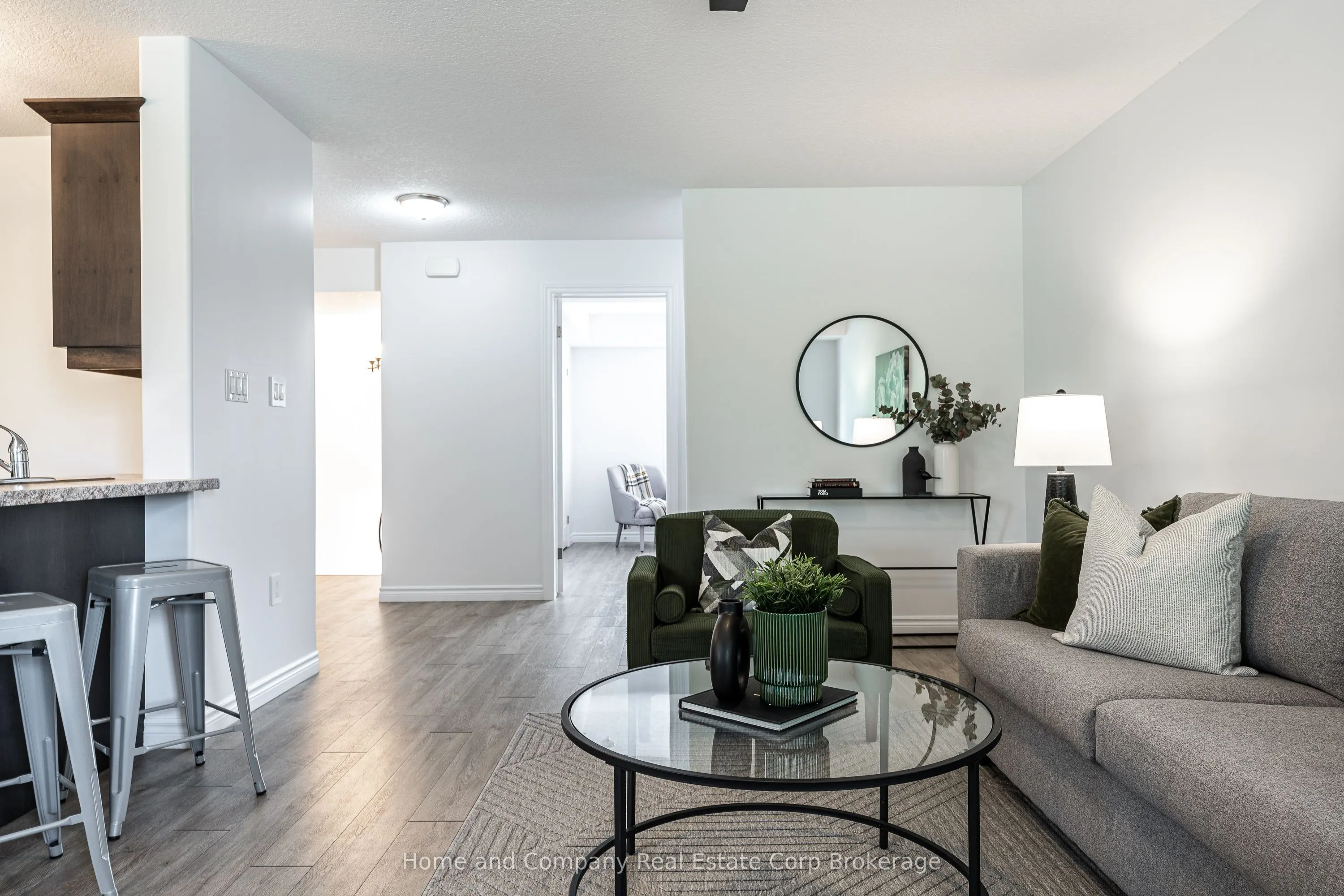 148 Borden Street #4