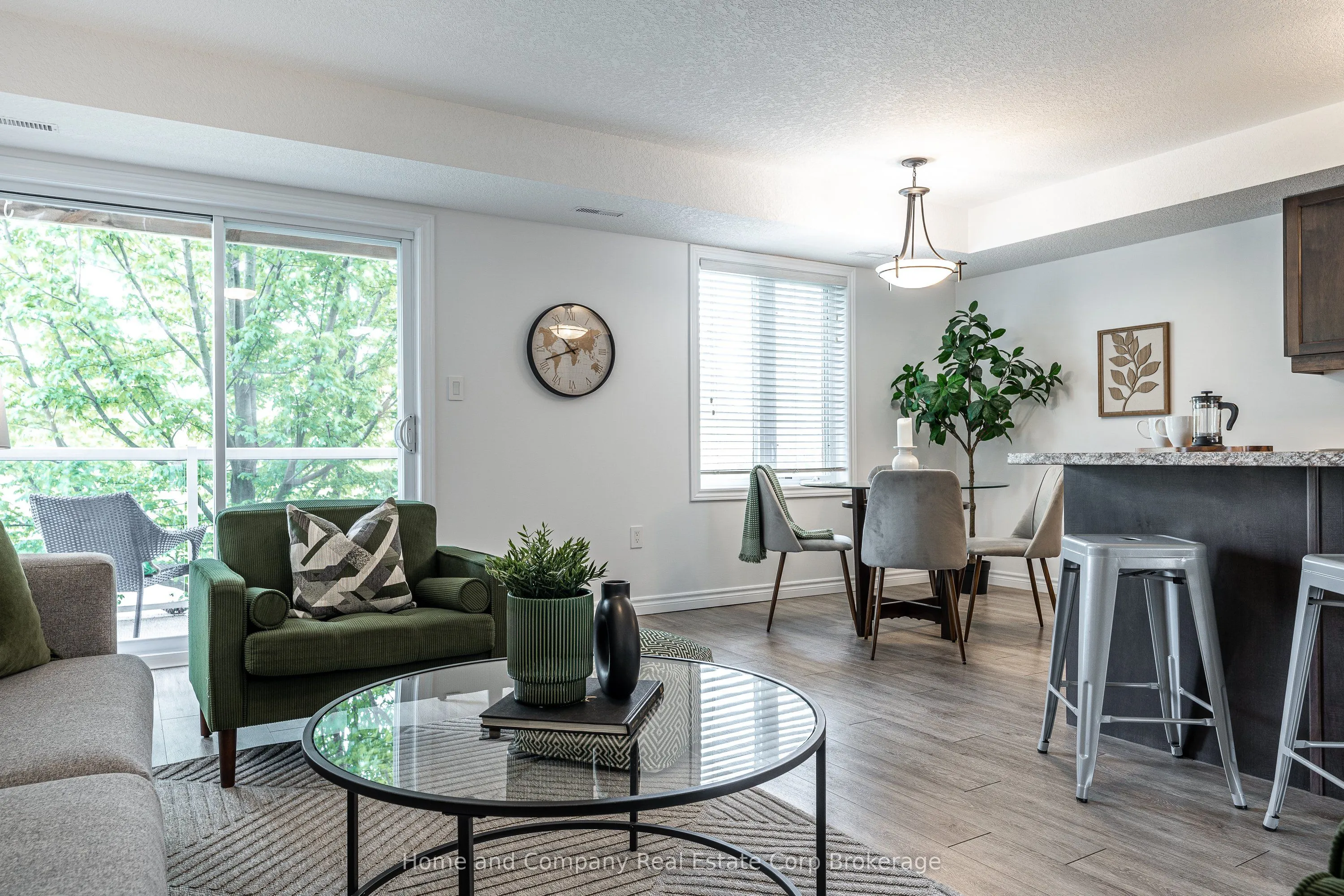 148 Borden Street #4