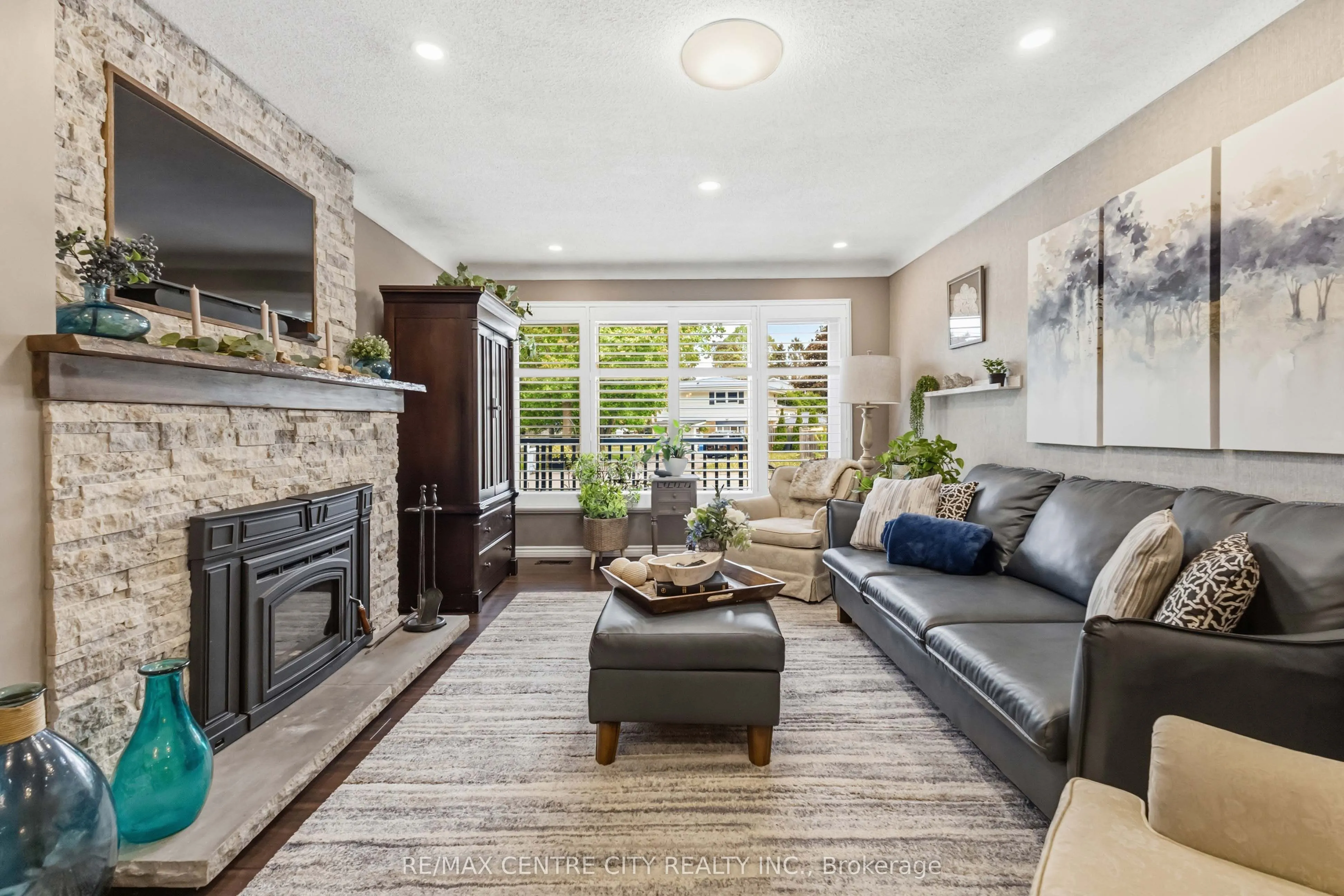 70 Brentwood Crescent