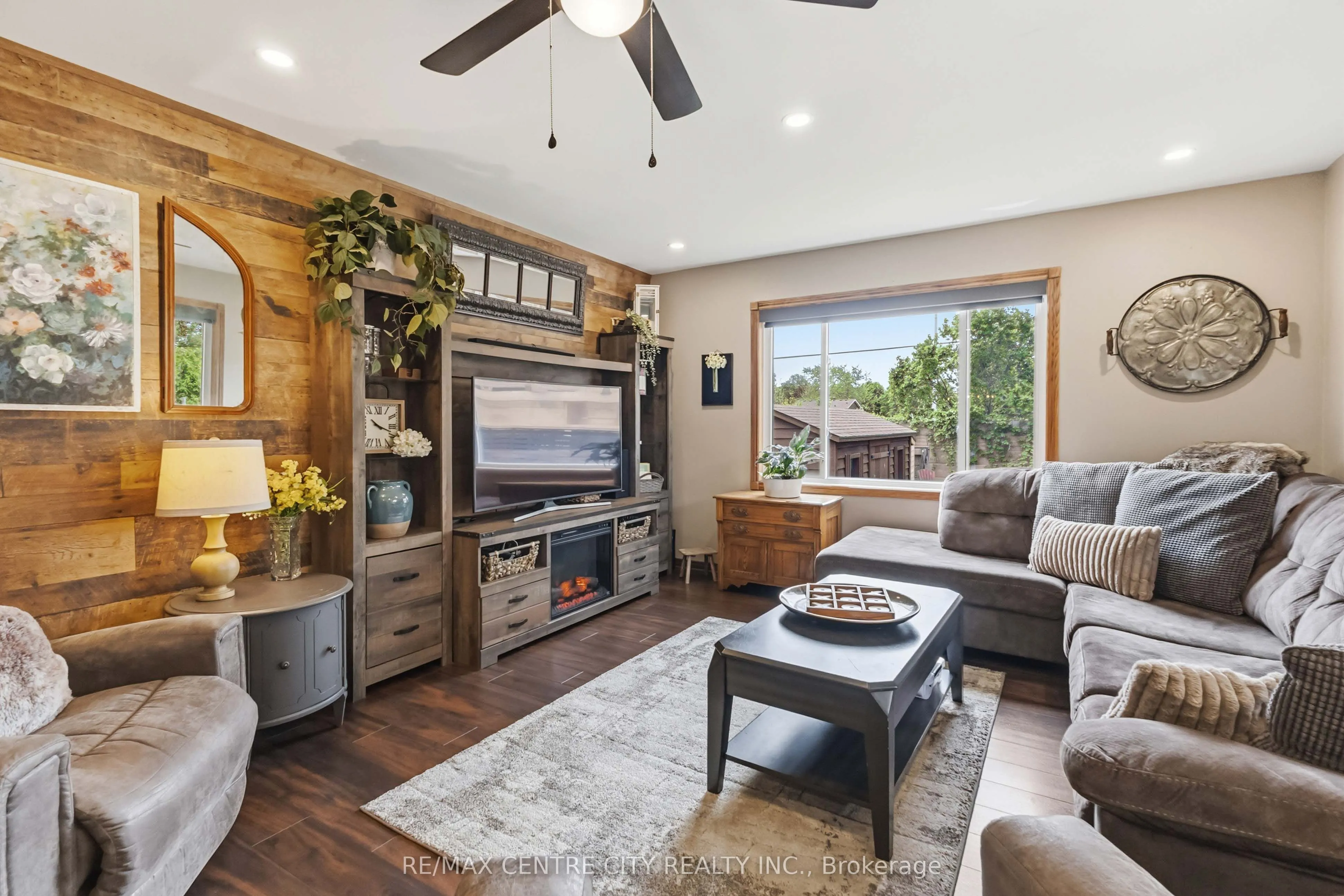 70 Brentwood Crescent