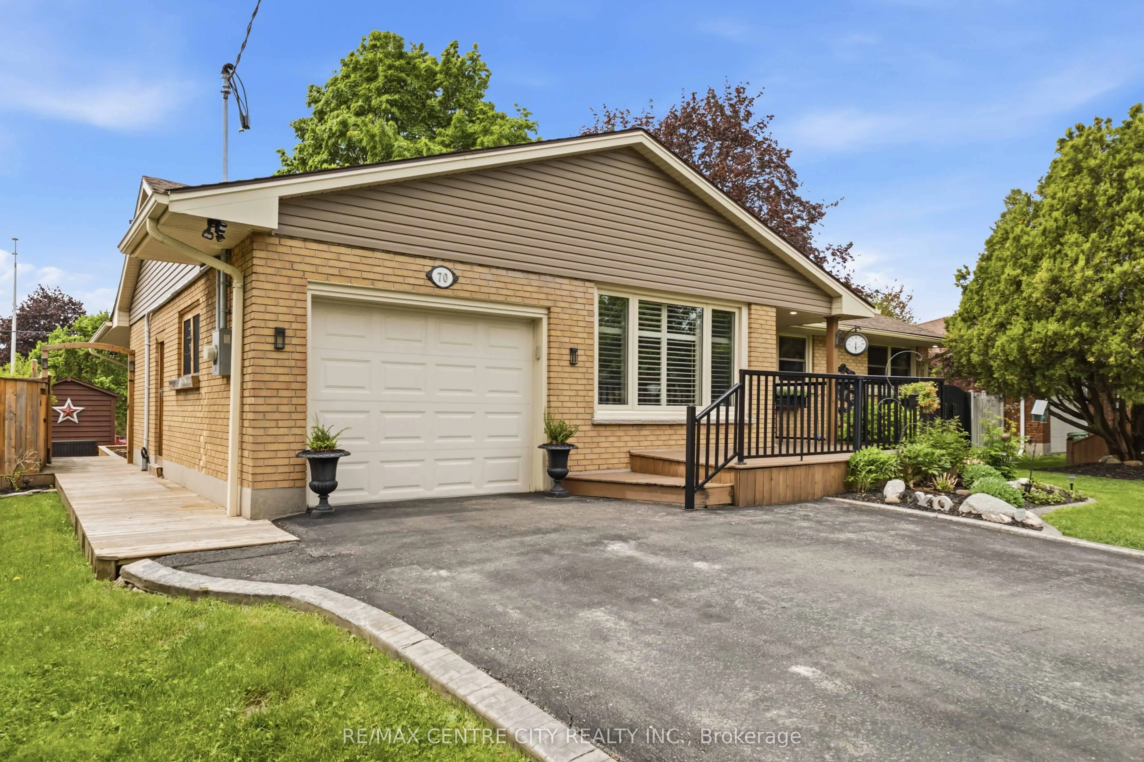 70 Brentwood Crescent