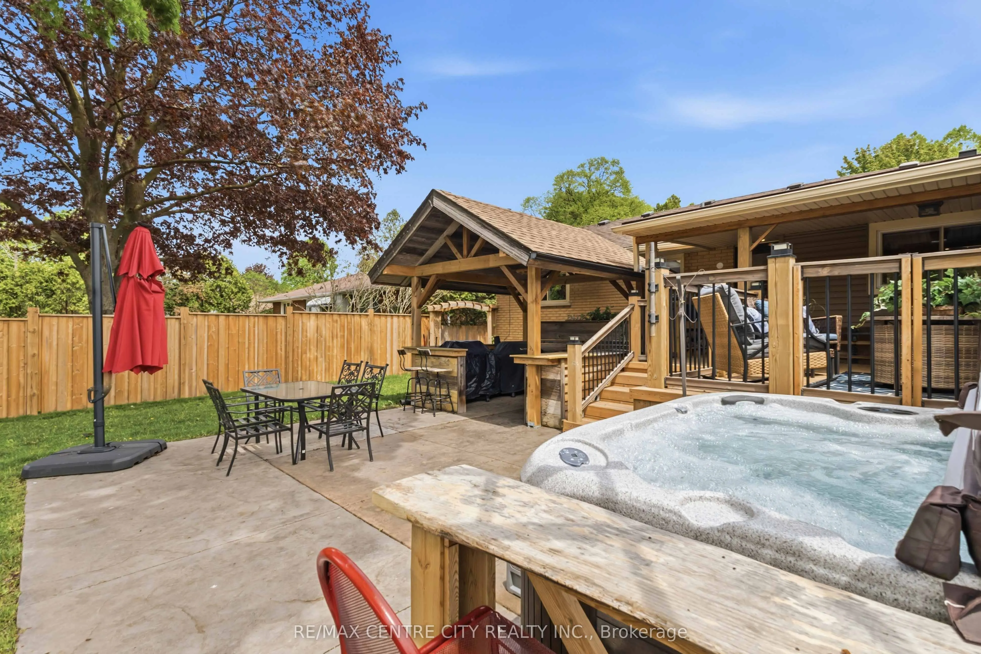 70 Brentwood Crescent