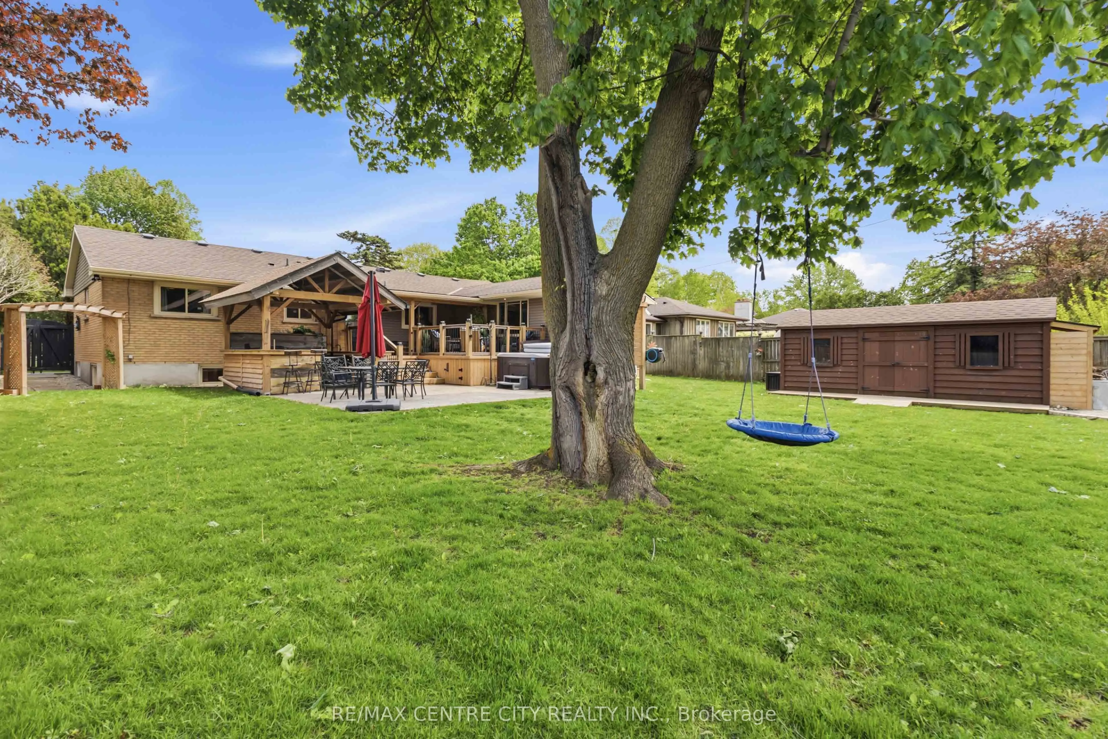 70 Brentwood Crescent