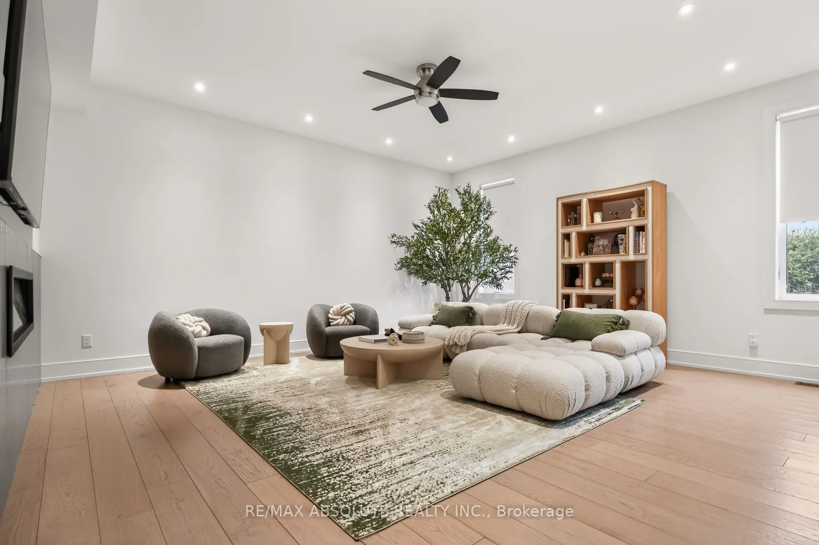 246 Westhaven Crescent