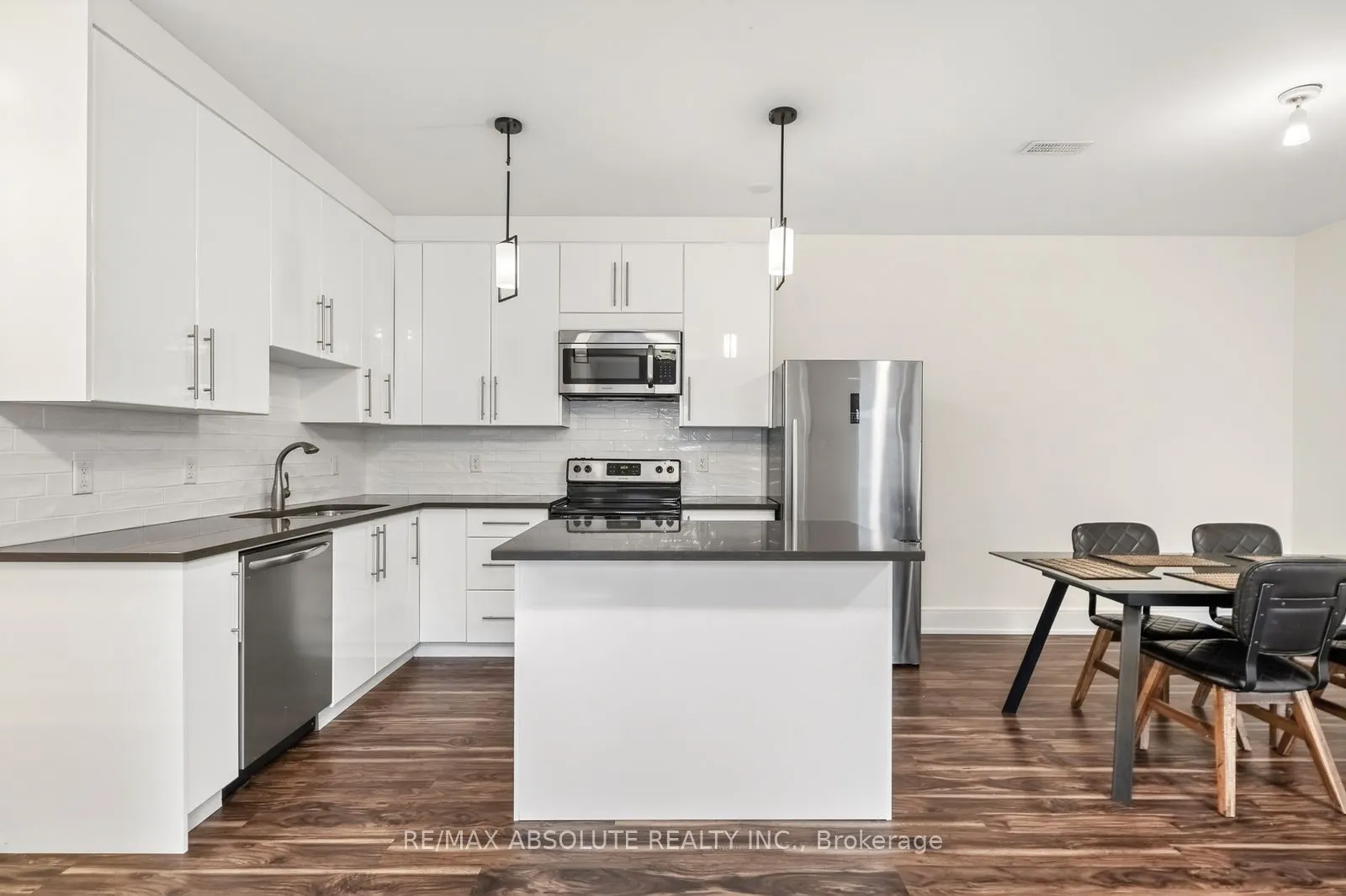 246 Westhaven Crescent