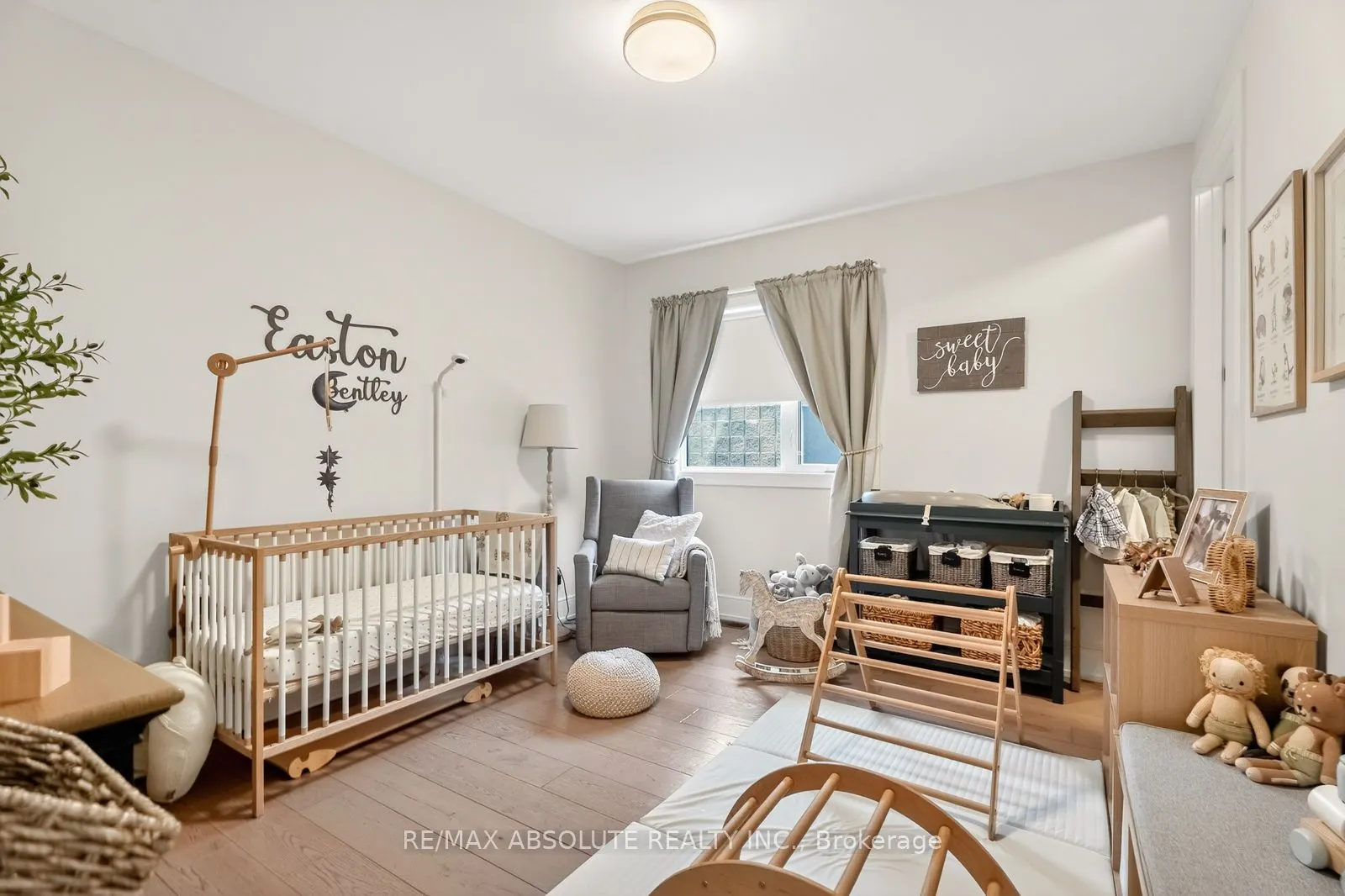 246 Westhaven Crescent
