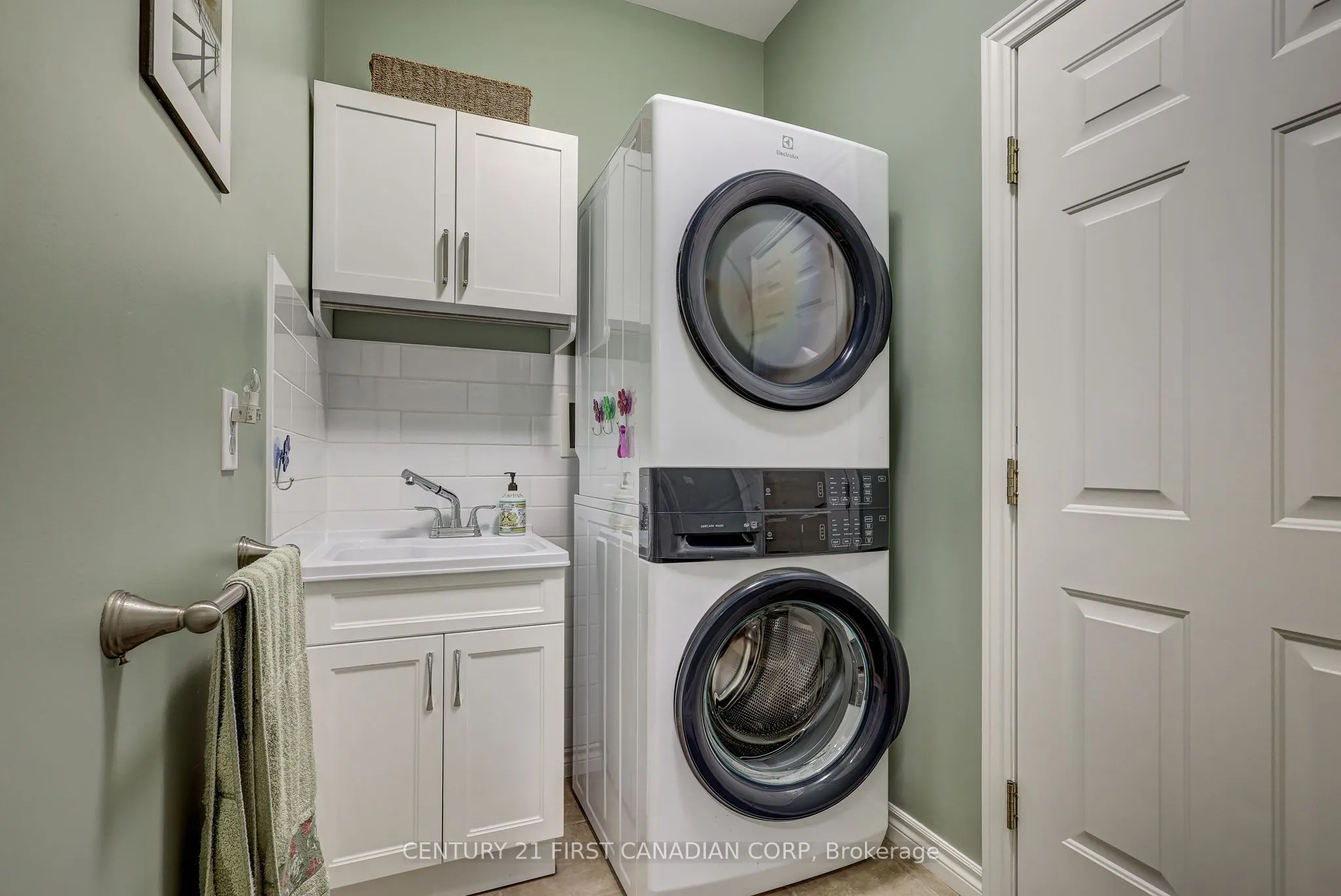 101 Southgate Parkway #11