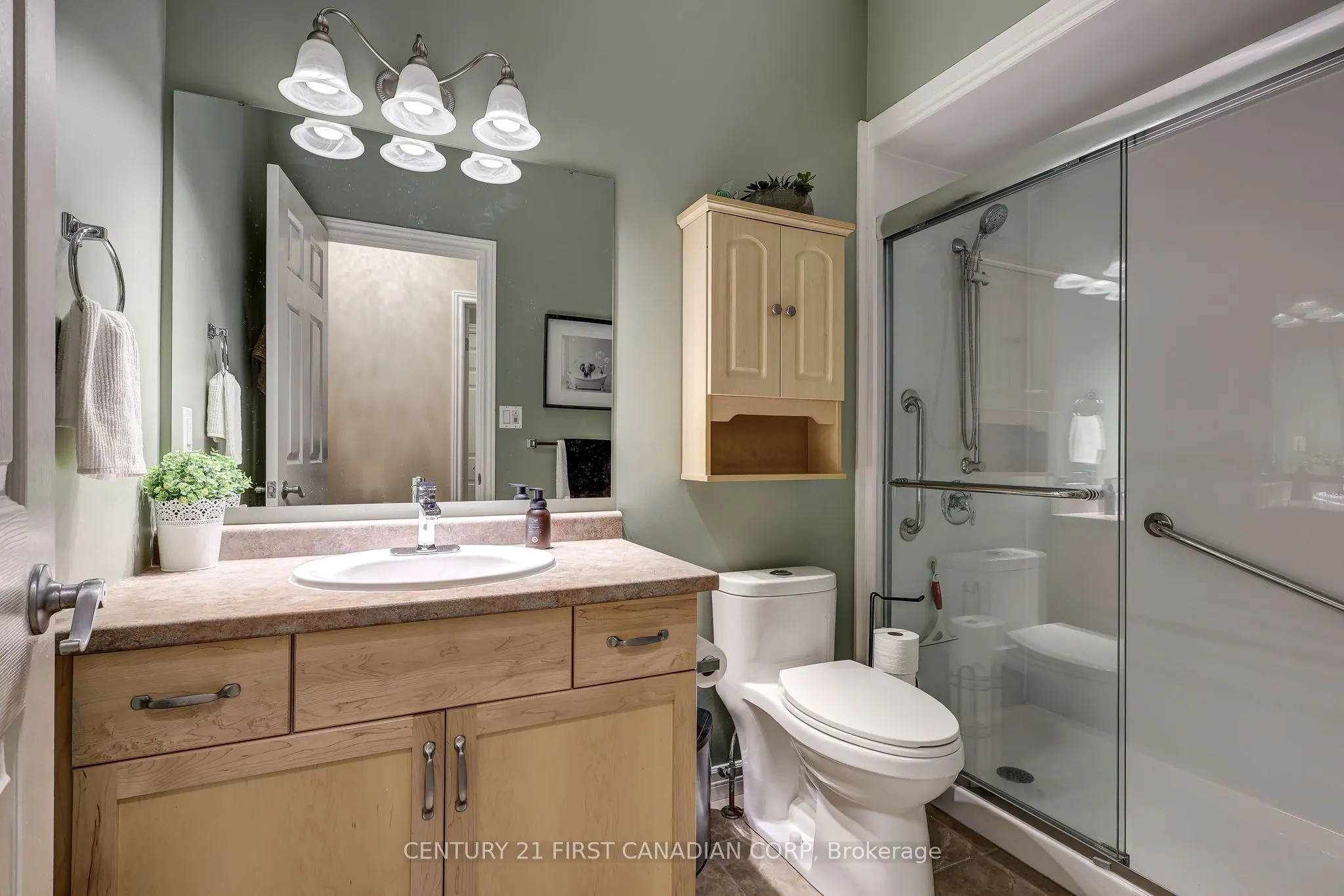 101 Southgate Parkway #11