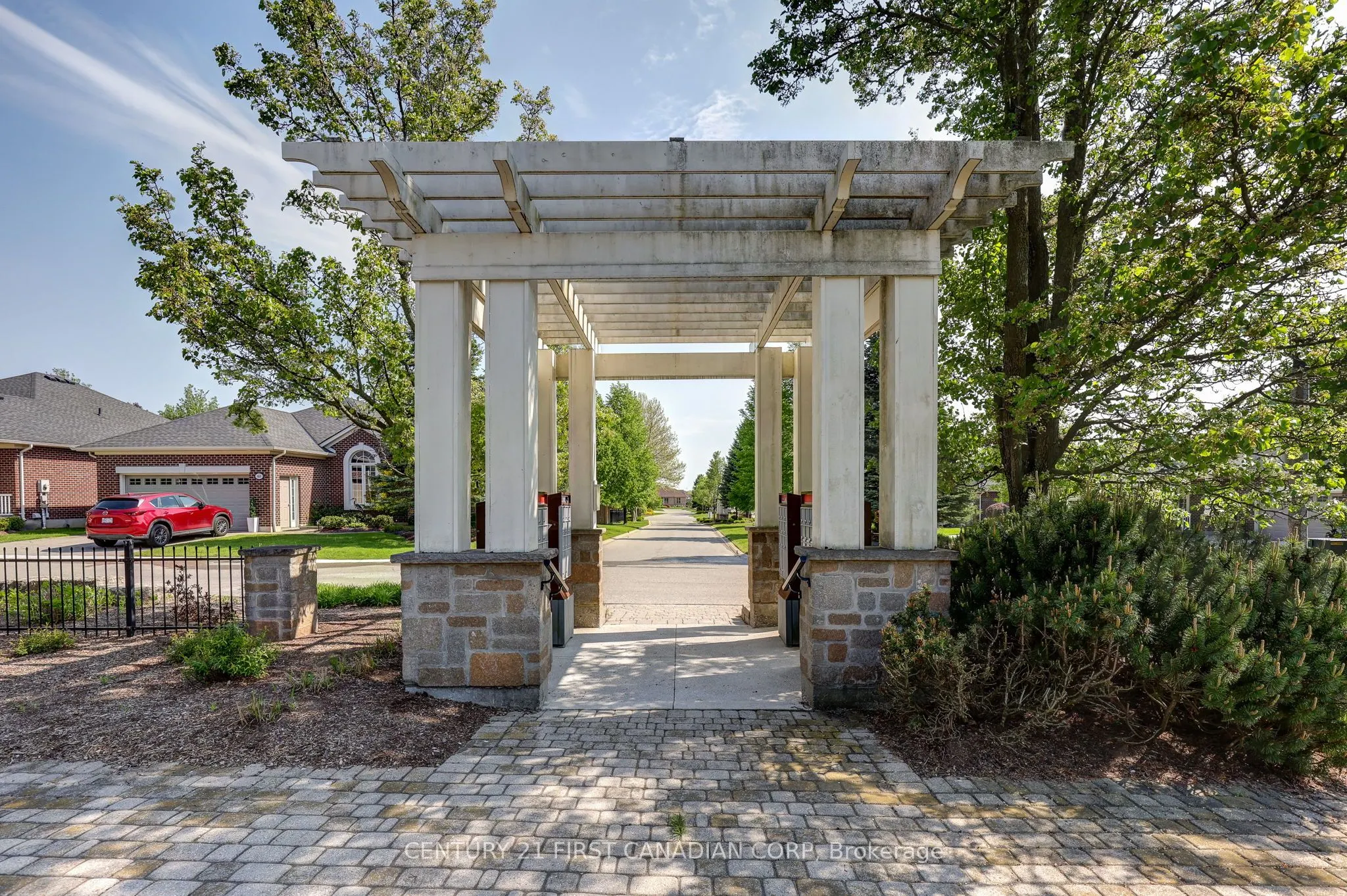 101 Southgate Parkway #11