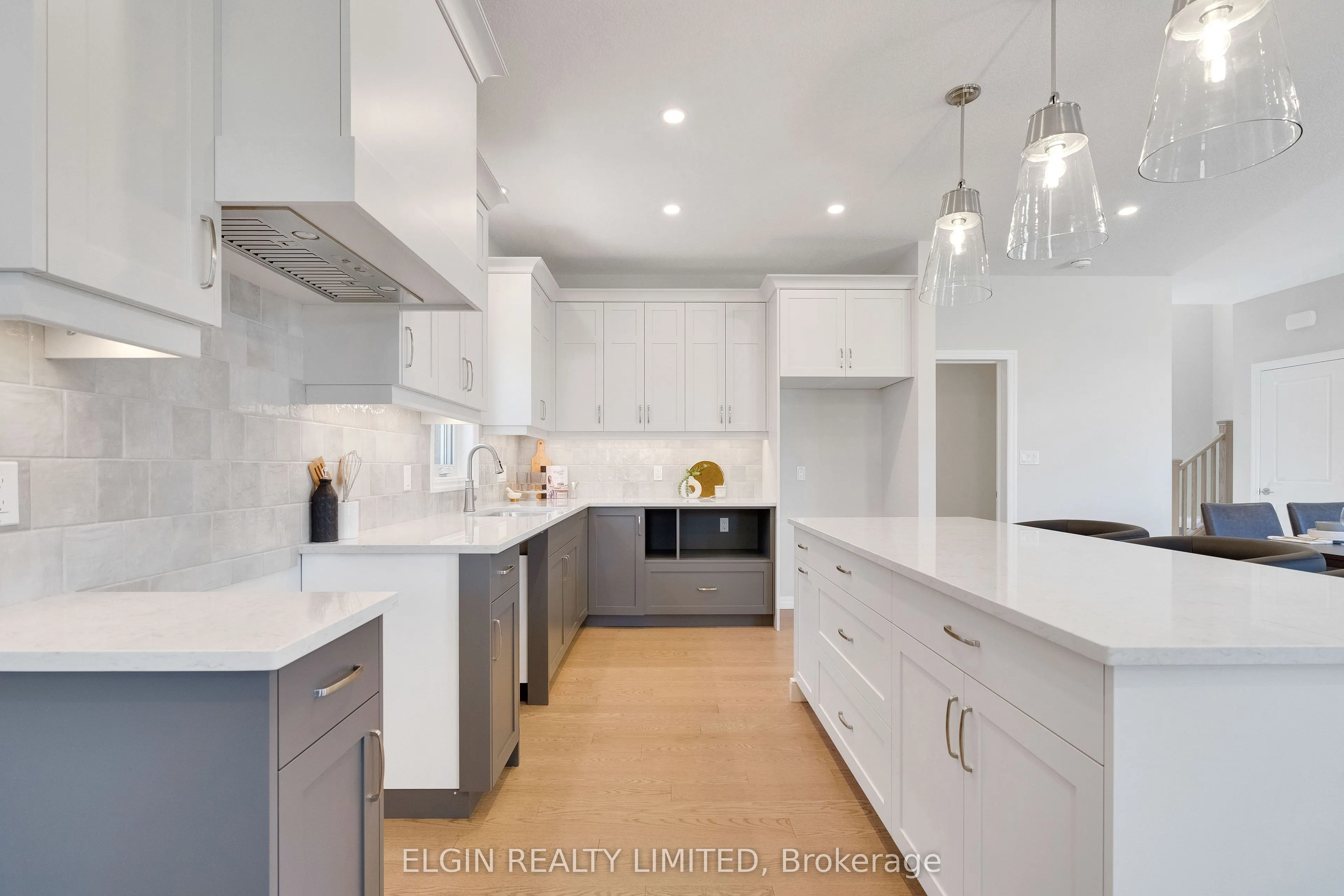 4 Keba Crescent