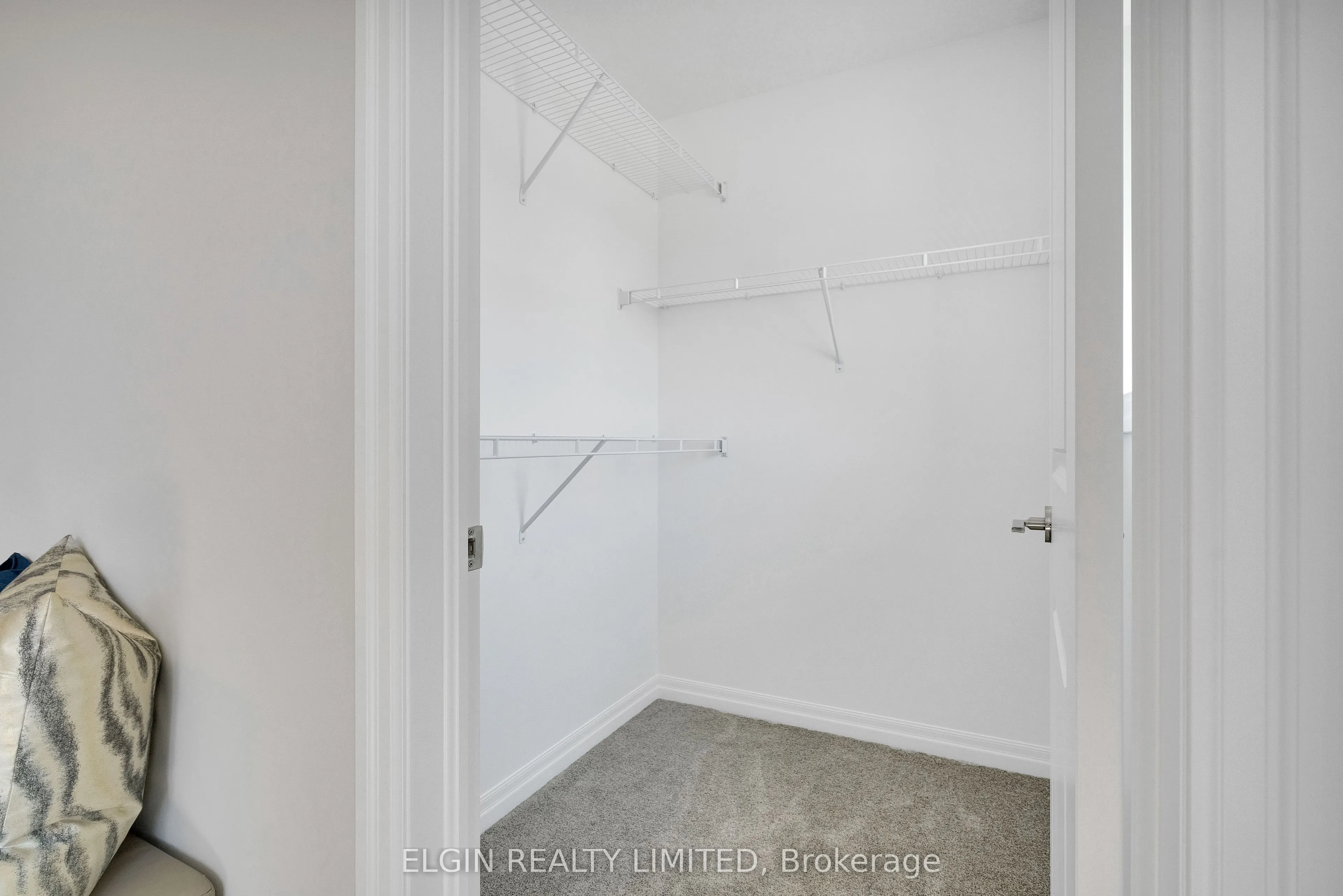 4 Keba Crescent