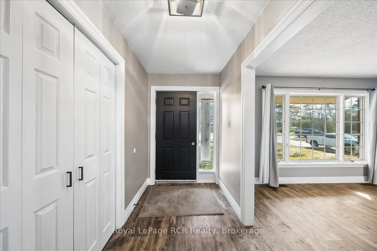 883 30th Street W