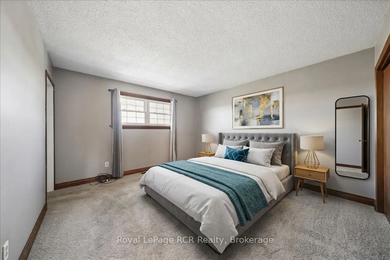 883 30th Street W