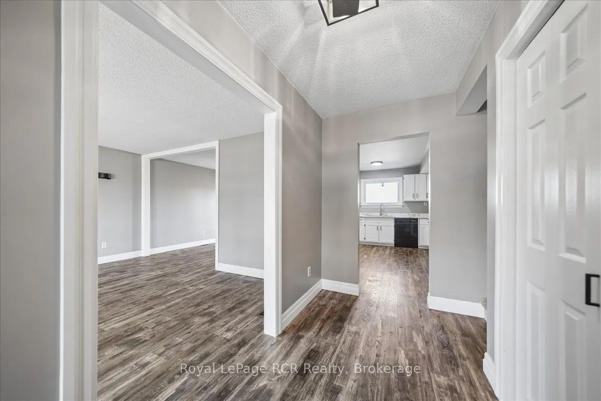 883 30th Street W