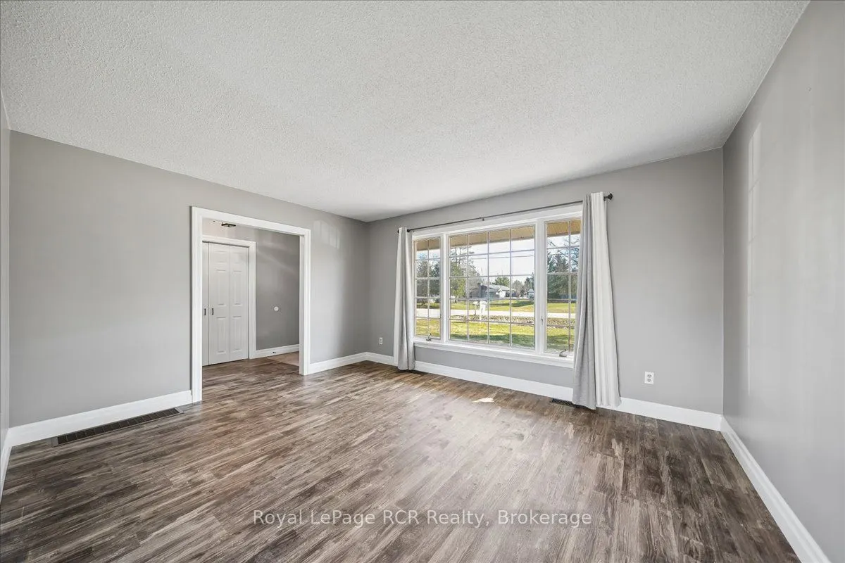 883 30th Street W