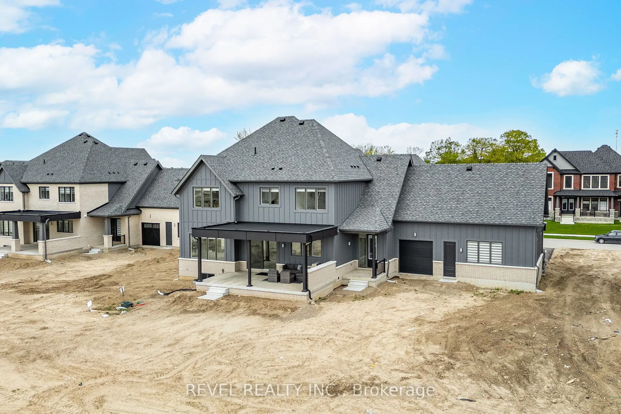 36 Ewing Way