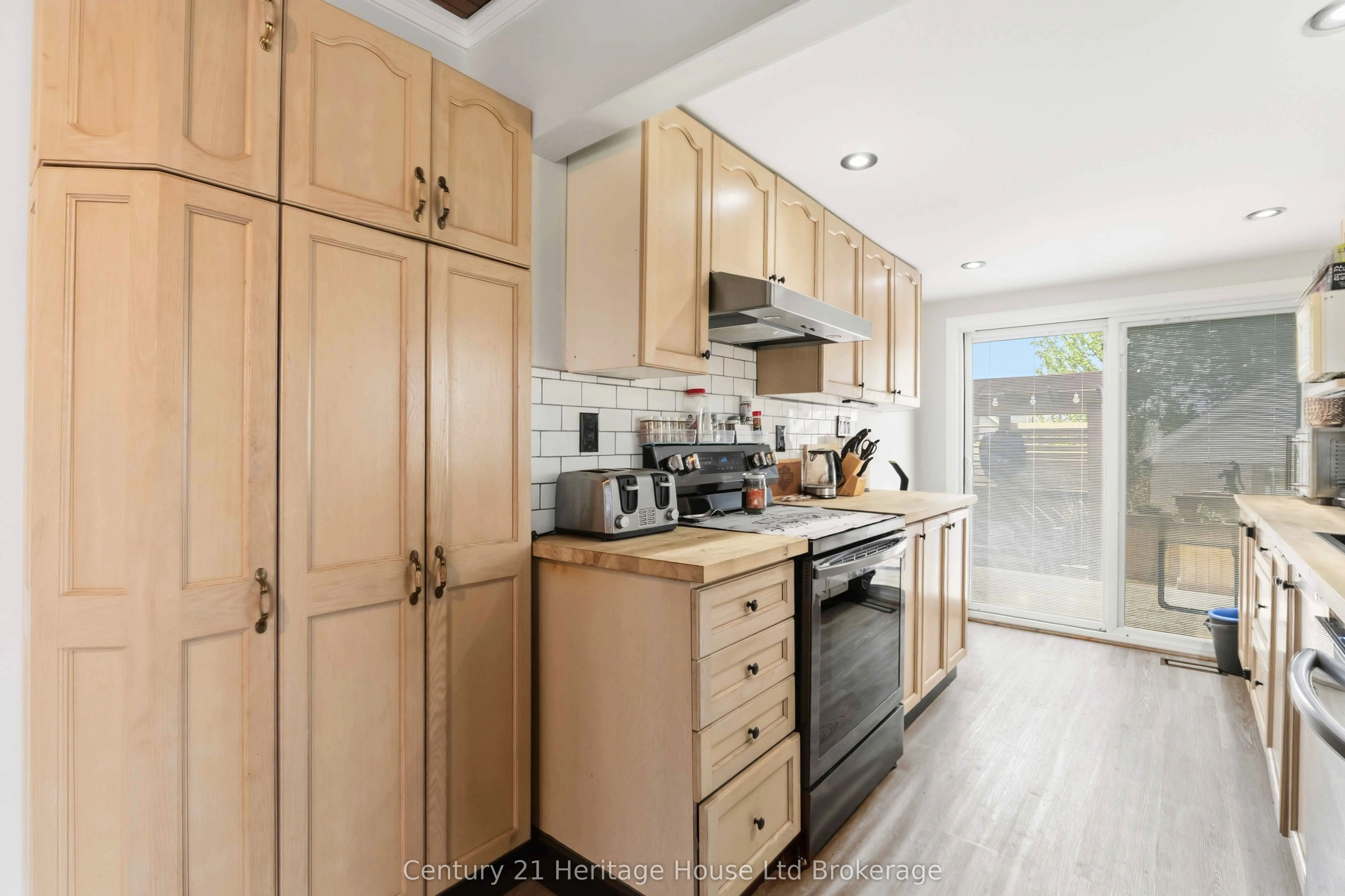 34 Humboldt Parkway