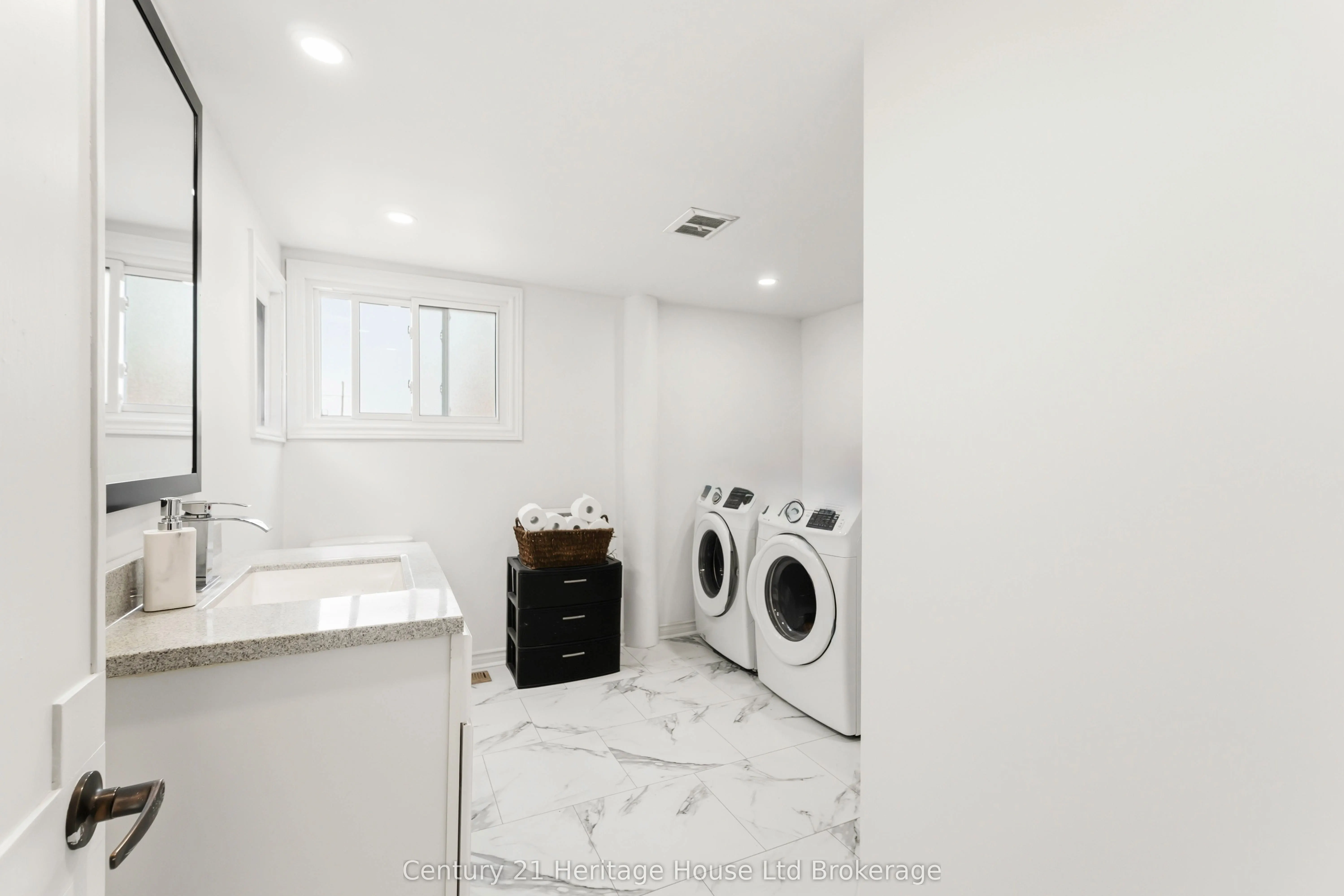 34 Humboldt Parkway