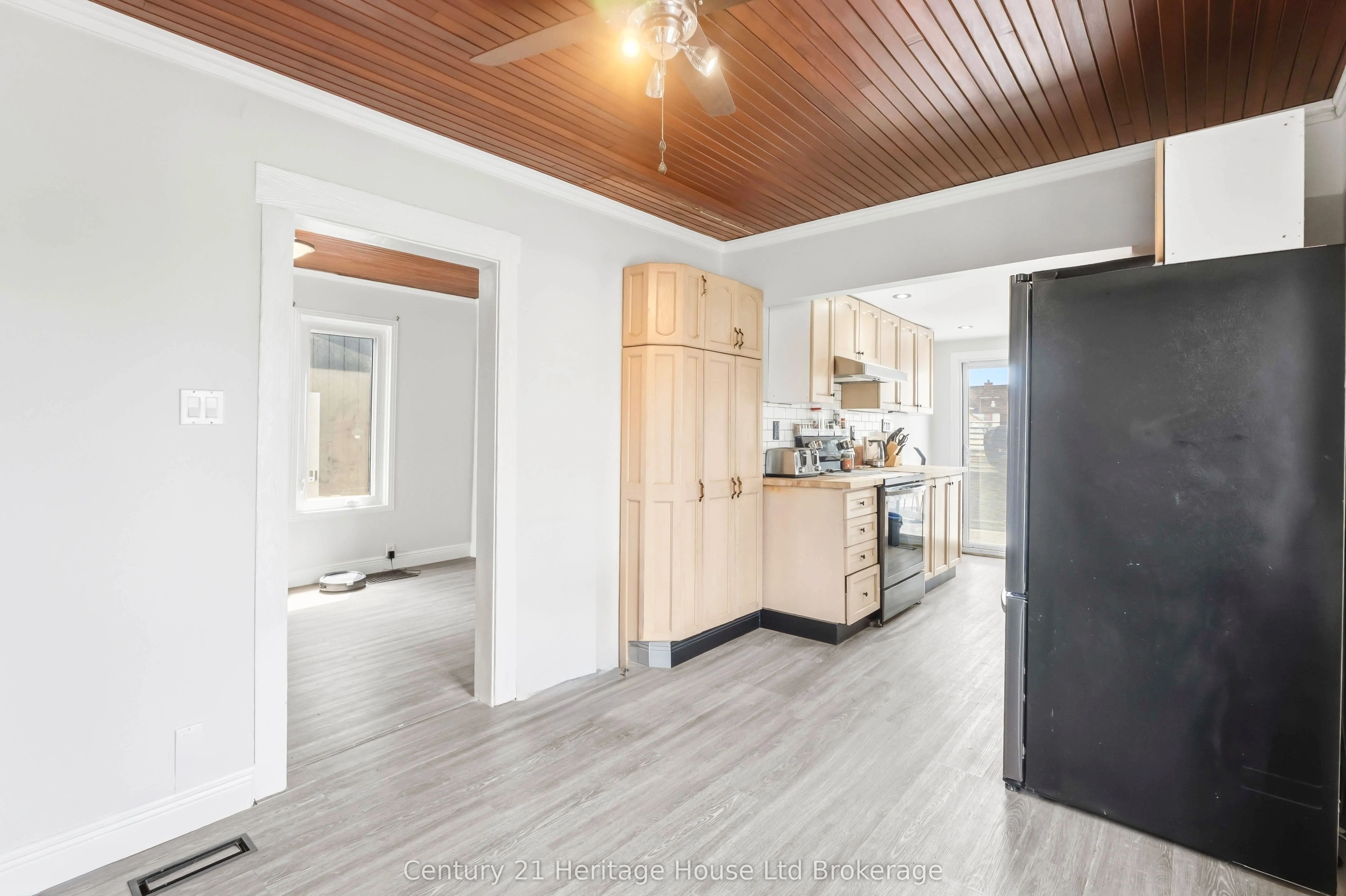 34 Humboldt Parkway