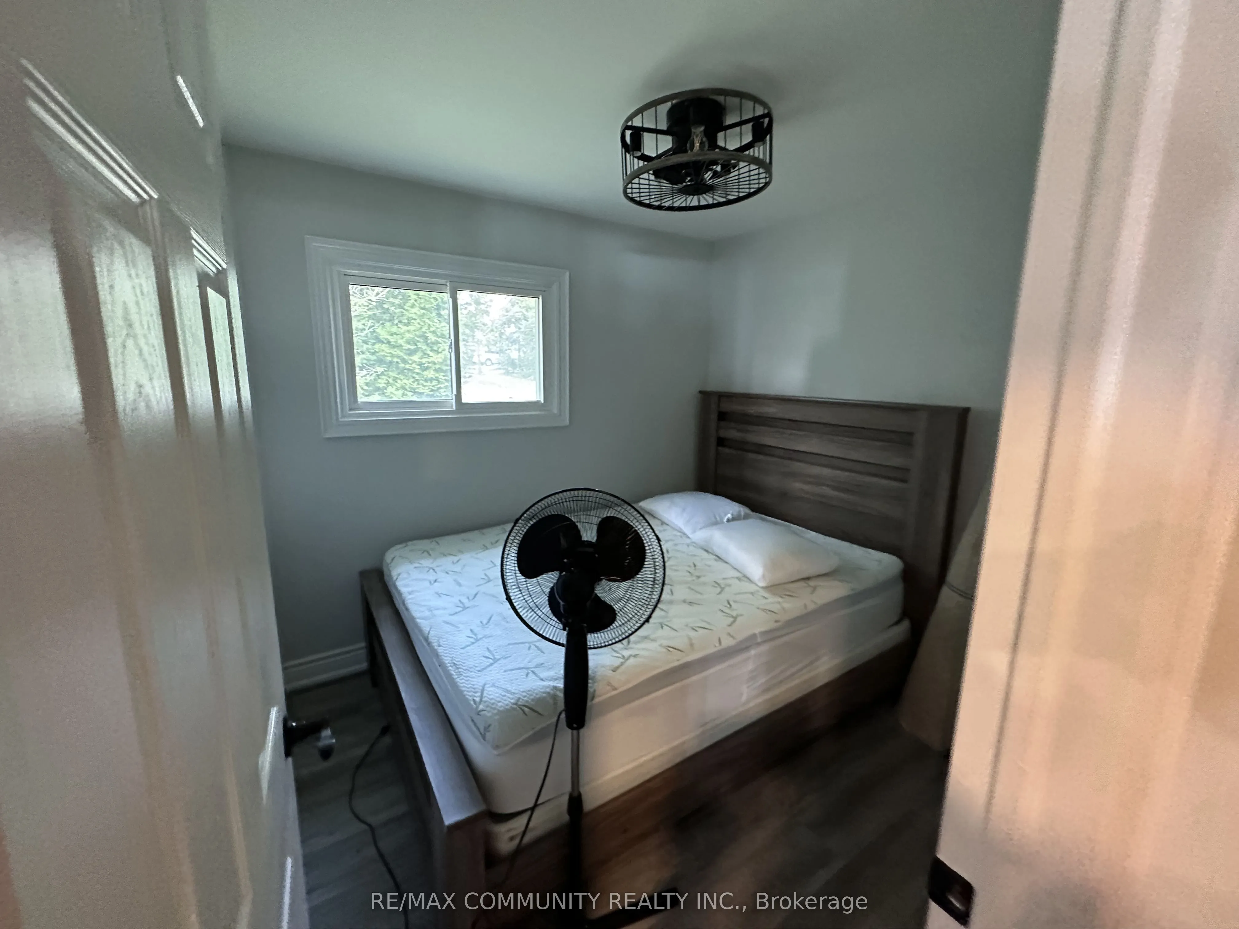 3 Hillside Drive