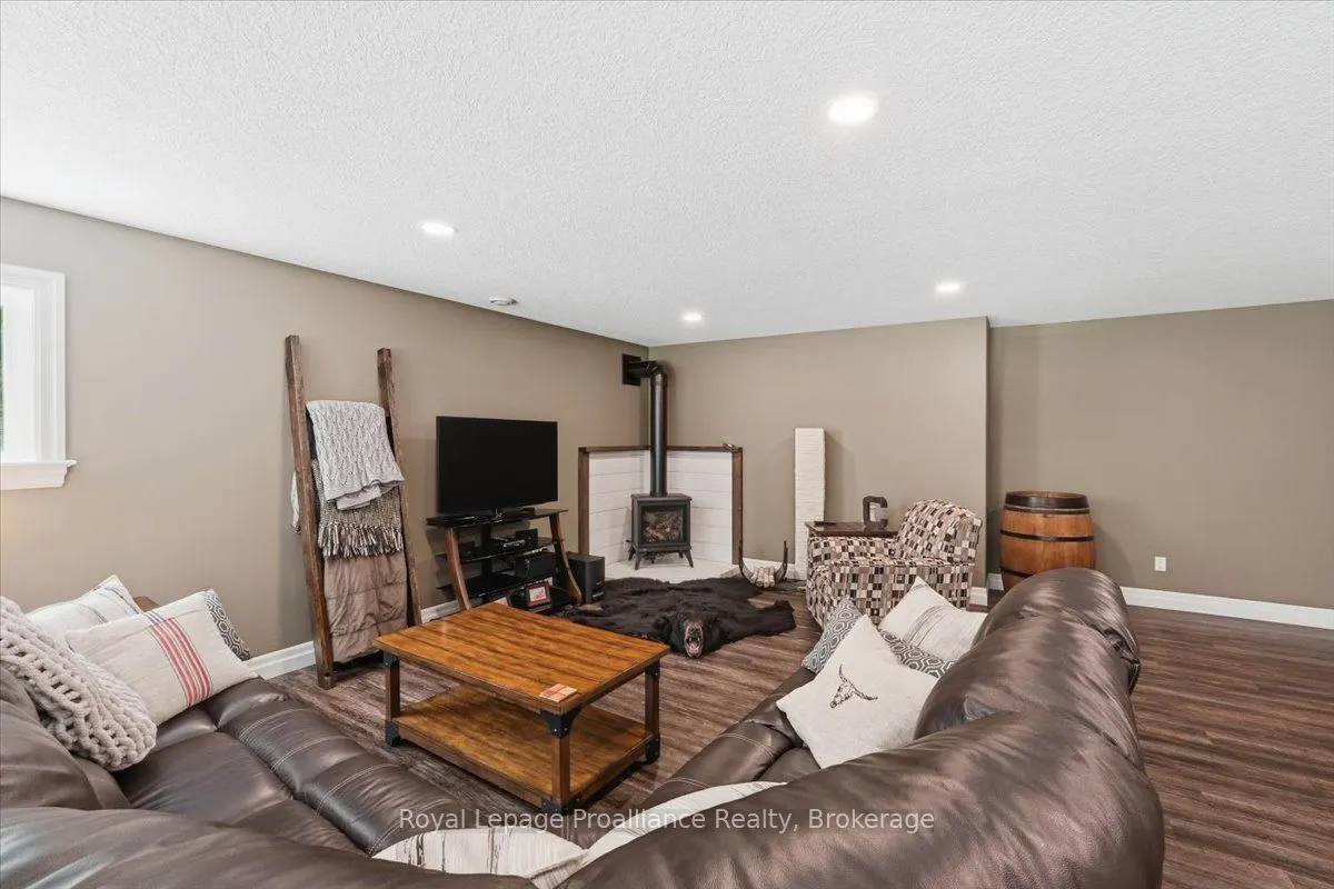 63 Hiddenvalley Drive