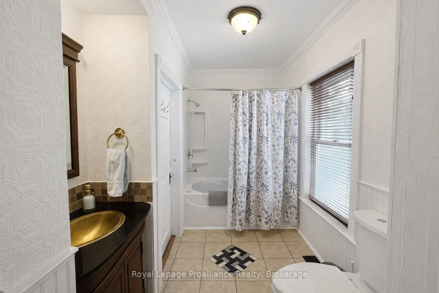 308 Bleecker Avenue