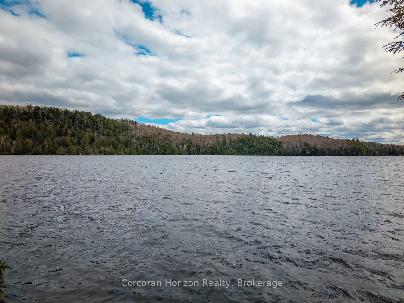 South Lot 18863 KAWAGAMA LAKE NORTH SHORE