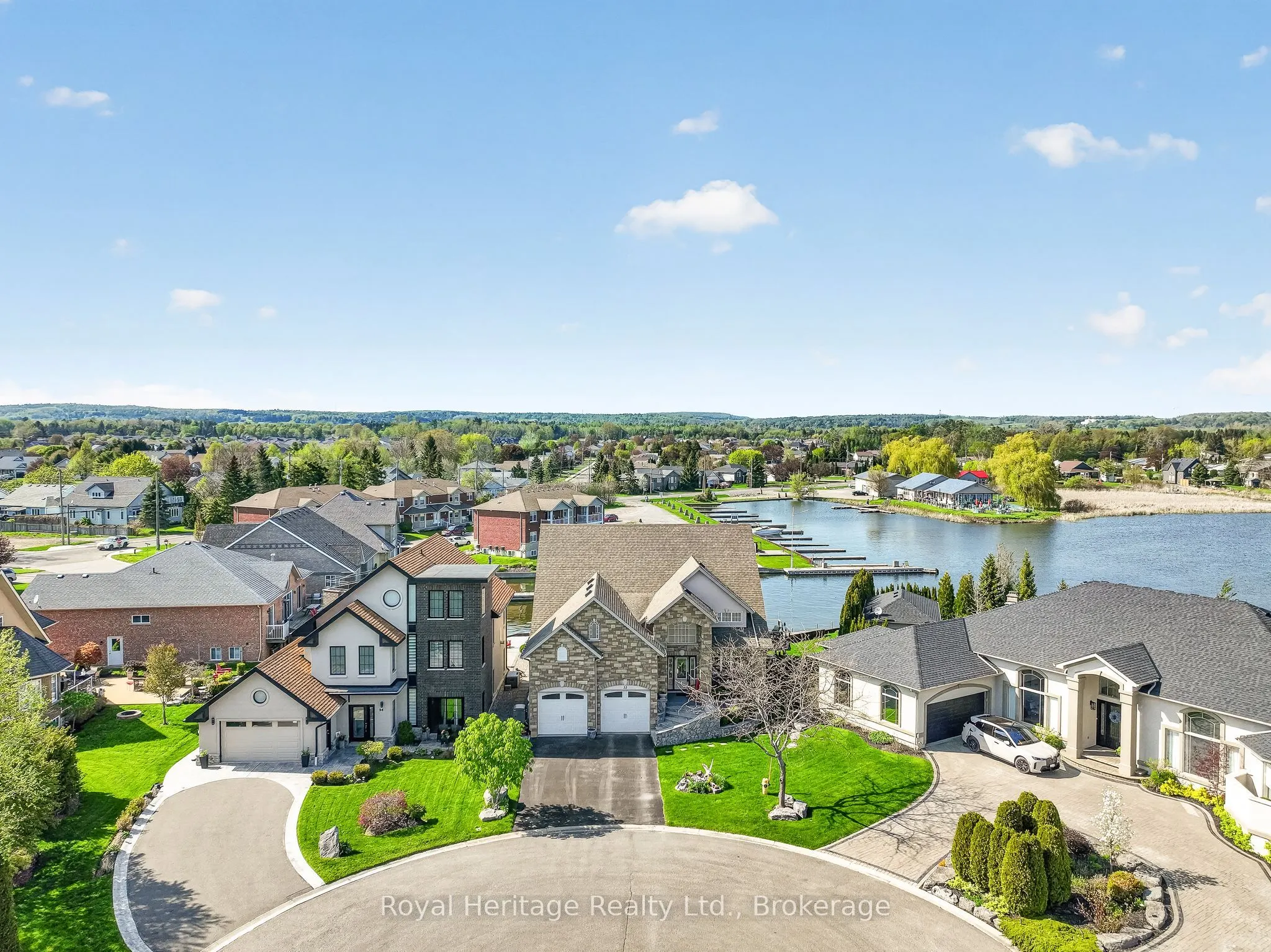 32 Edgewater Drive