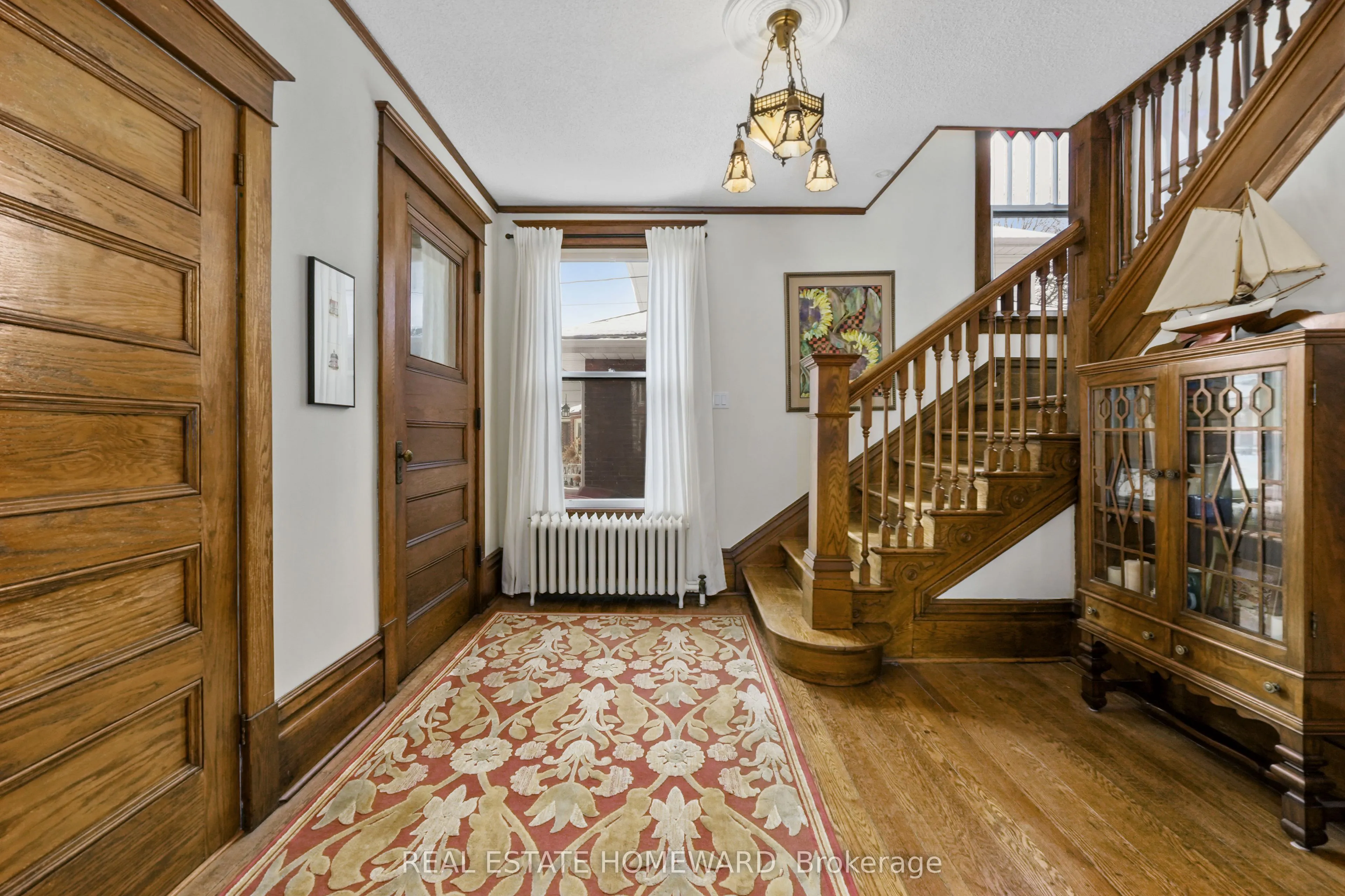 96 James Street W