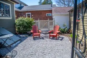 96 James Street W