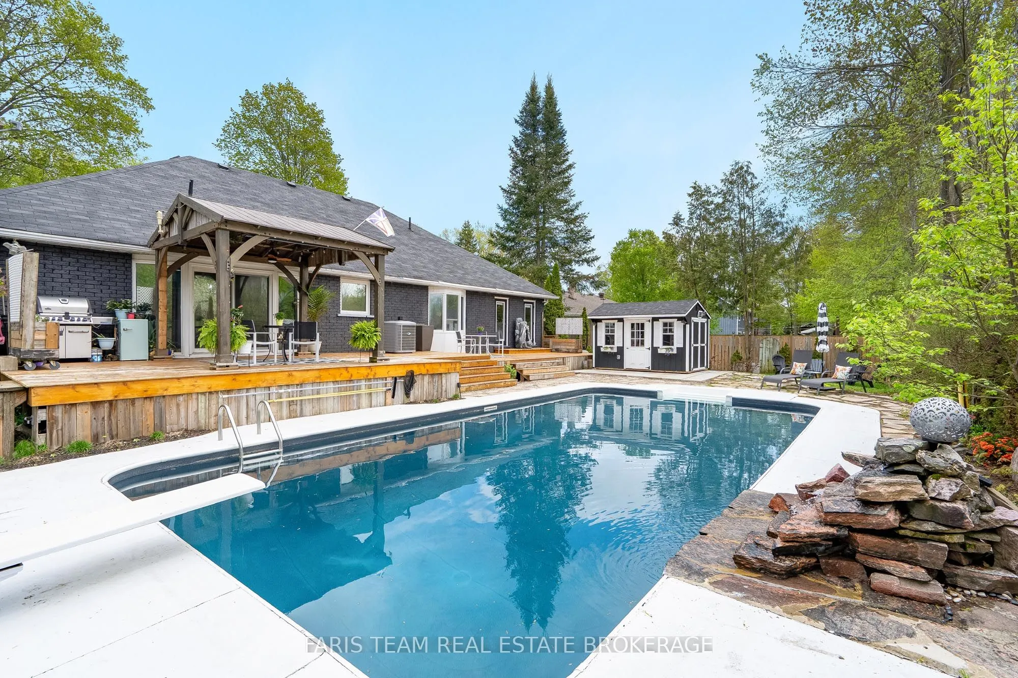 135 Forest Glen Drive
