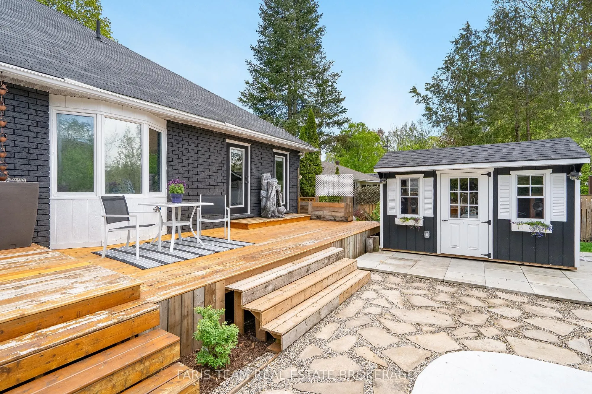 135 Forest Glen Drive