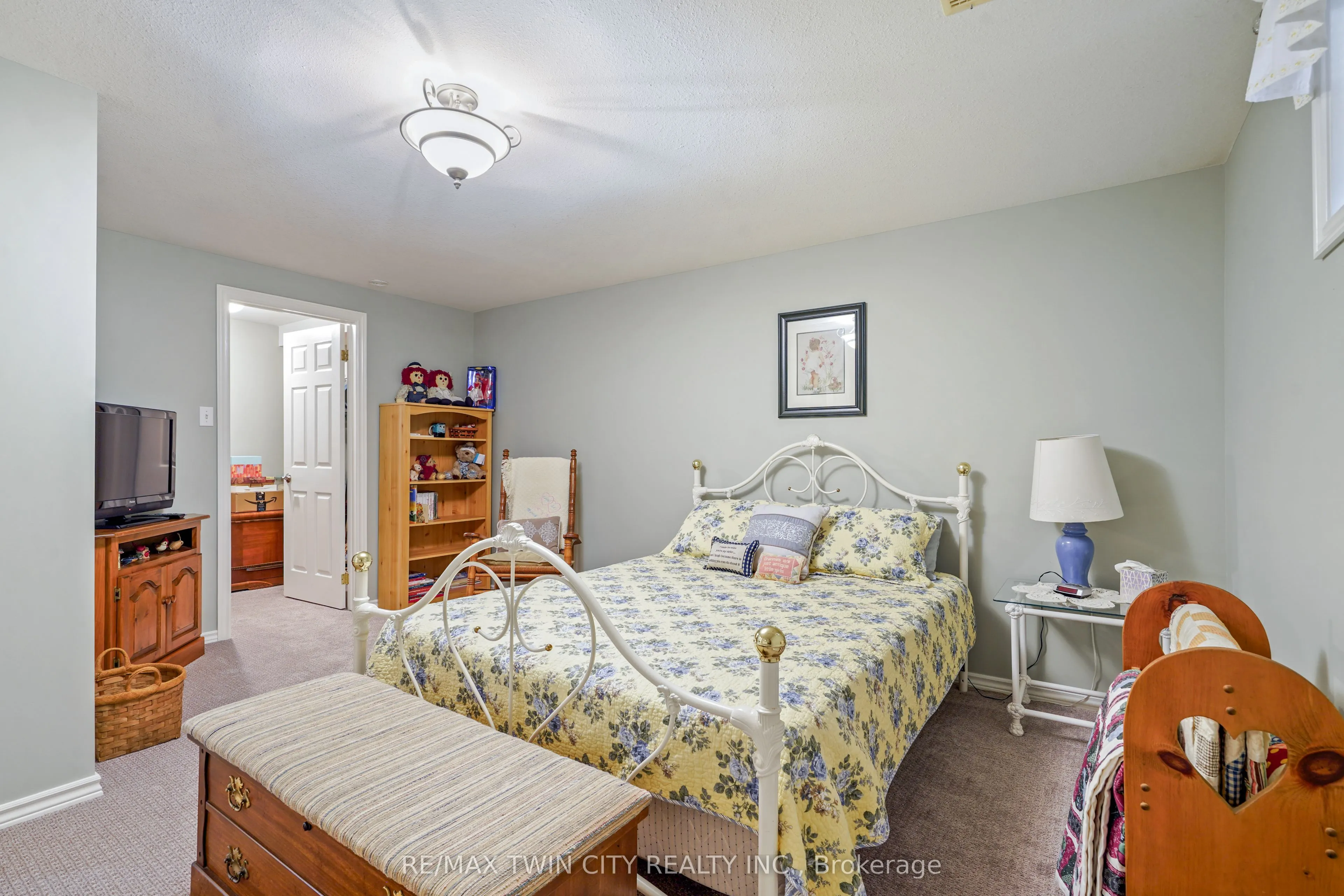 24 Griffiths Drive #9